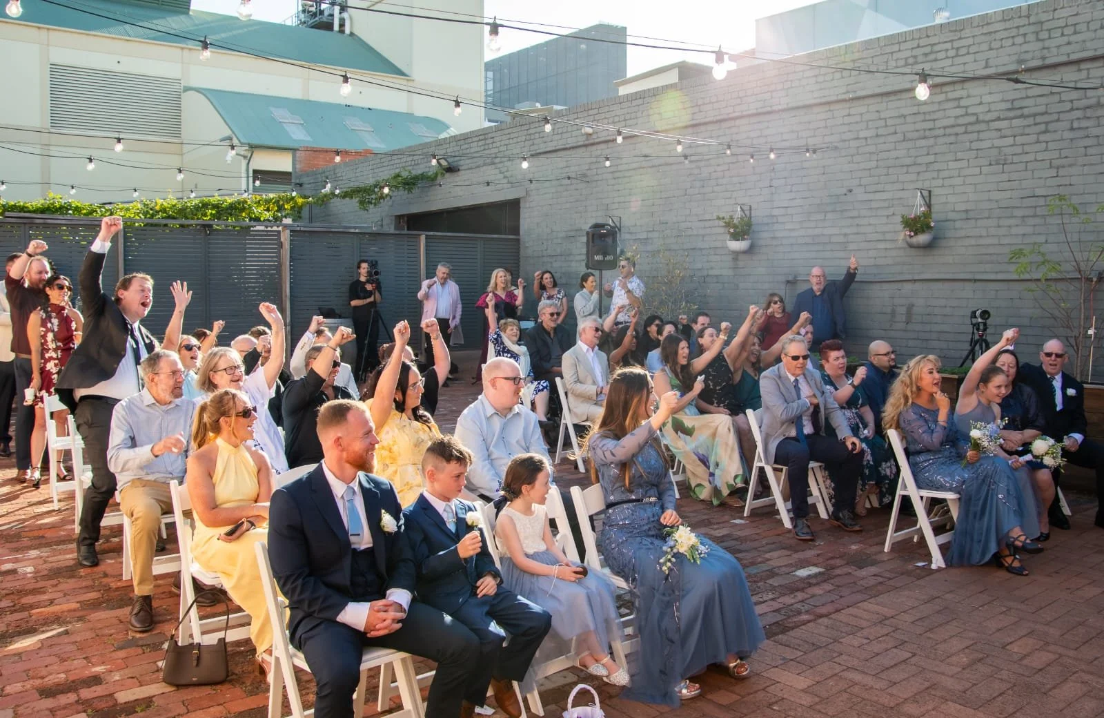 interactive-audinece-in-wedding
