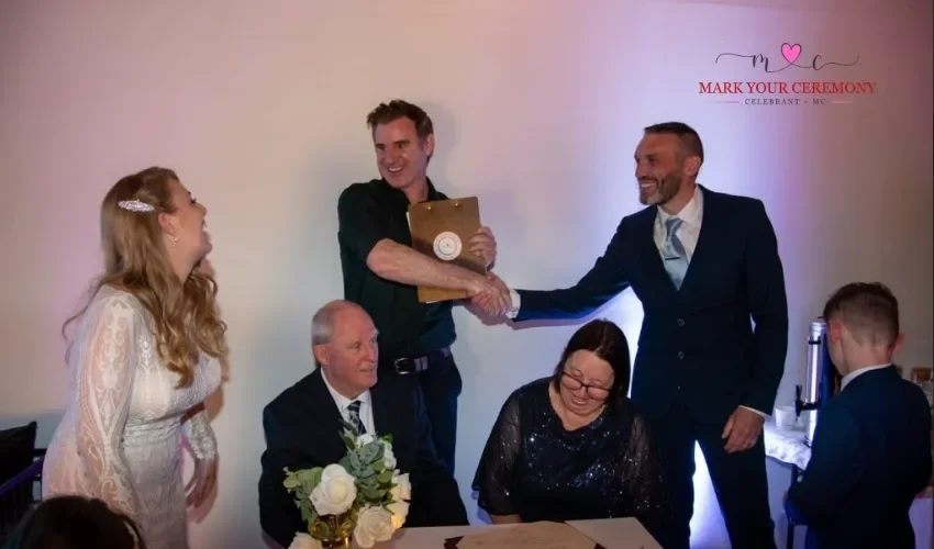 professional-mc-vs-friends