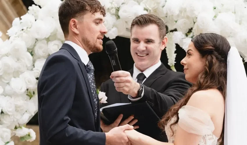 vow-recital-by-groom-in-wedding