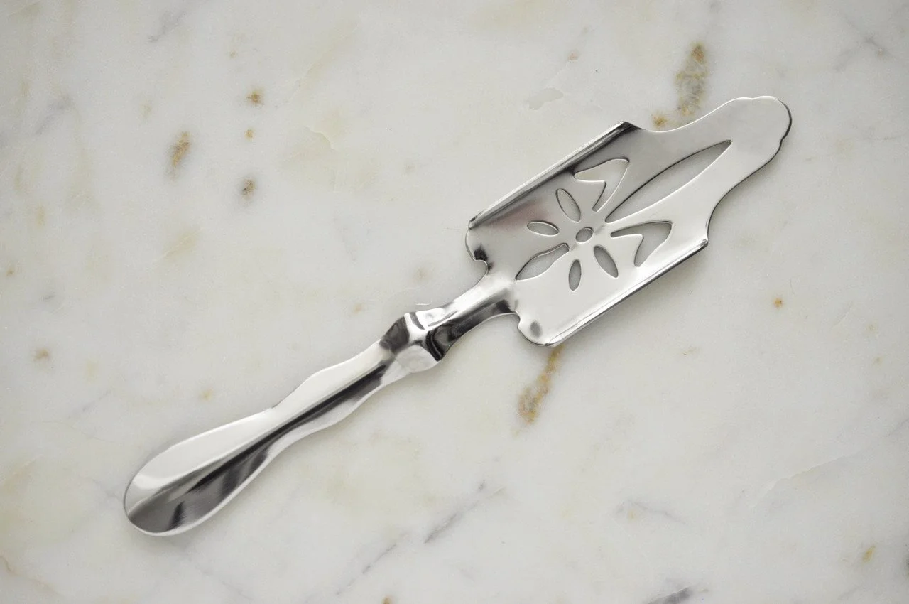 Fleur de Lis Absinthe spoon 01.jpg