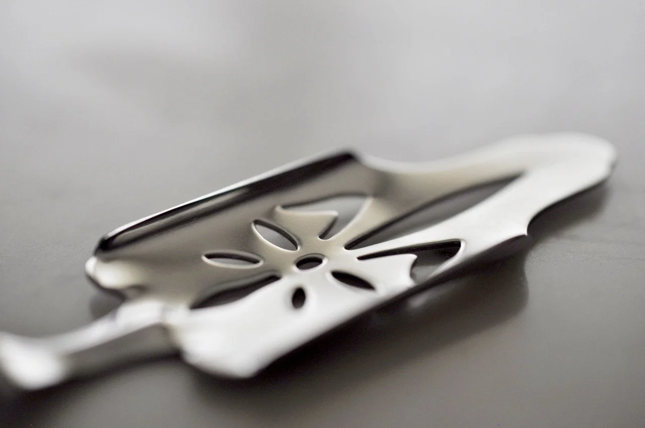 Fleur de Lis Absinthe spoon 04.jpg