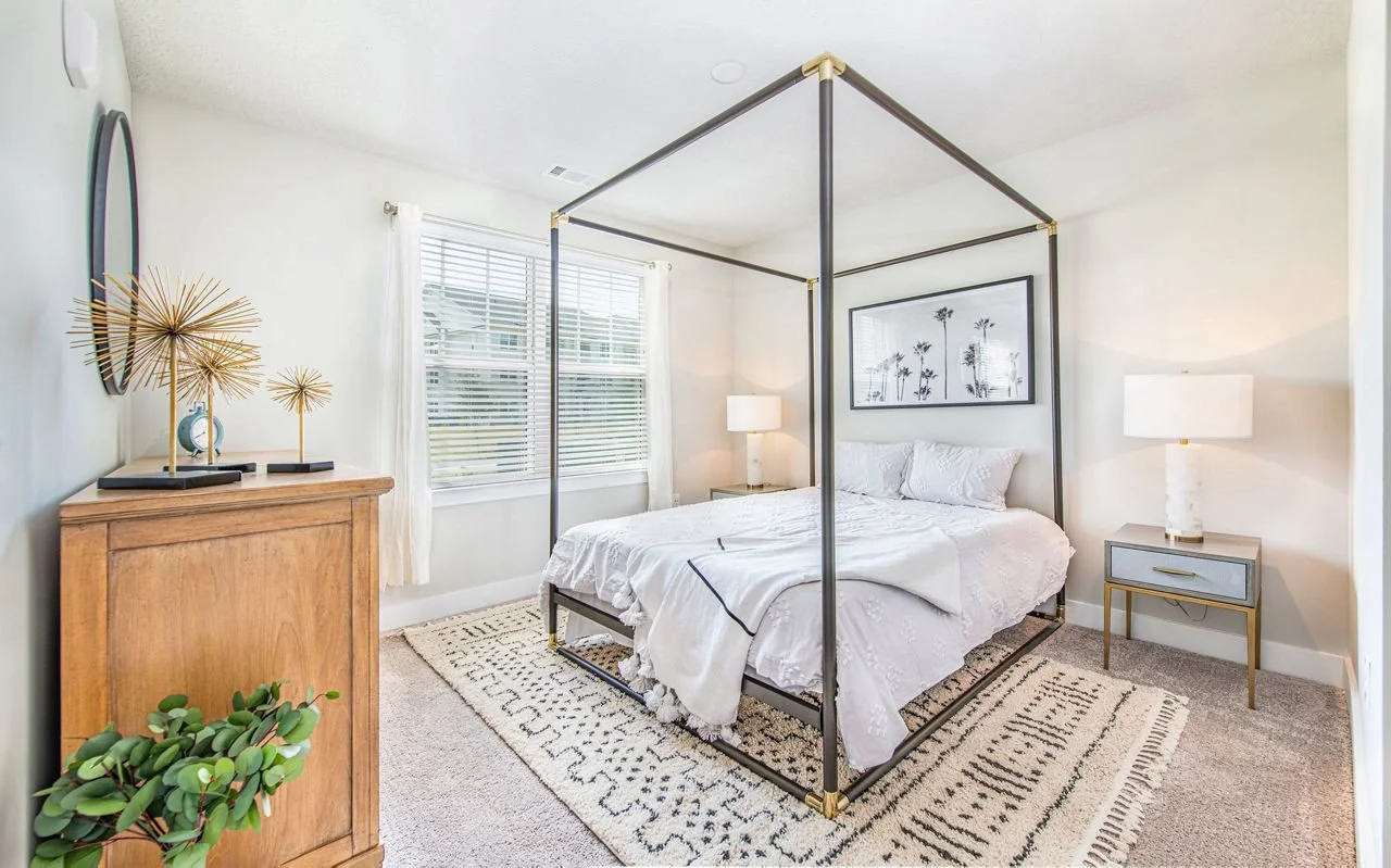 22819BED2.jpg