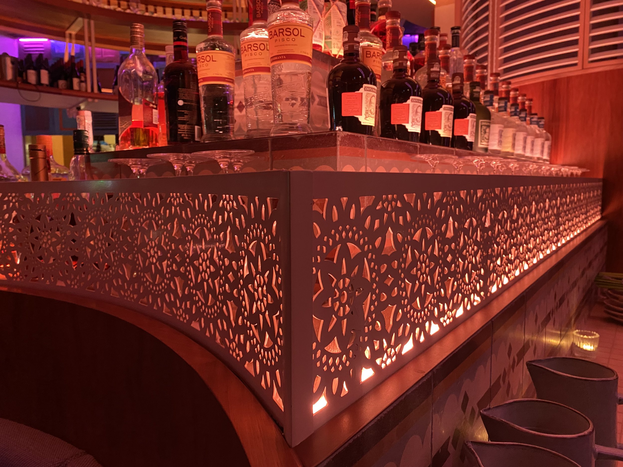 Commercial fit out bar feature screens in restaurant. LACE design