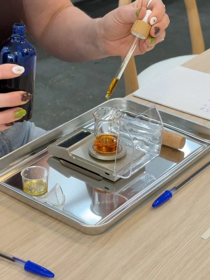 This isn&rsquo;t a &ldquo;mix a few oils and hope for the best&rdquo; kind of workshop.

At Olfactora, our perfume workshops are designed as a true introduction to natural perfumery &mdash; using real techniques, real structures, and a carefully cura