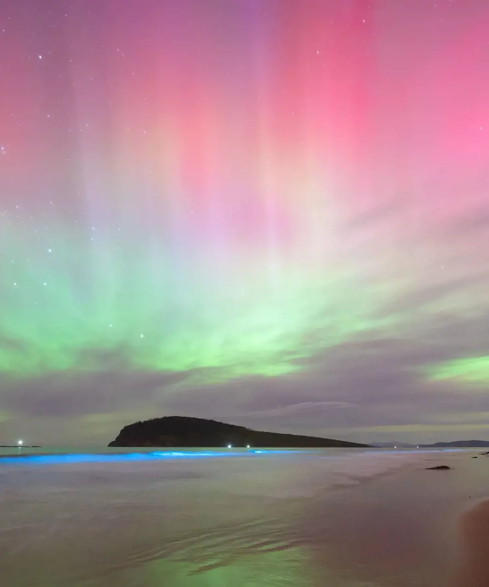 Aurora Australis (Southern Lights Viewing)