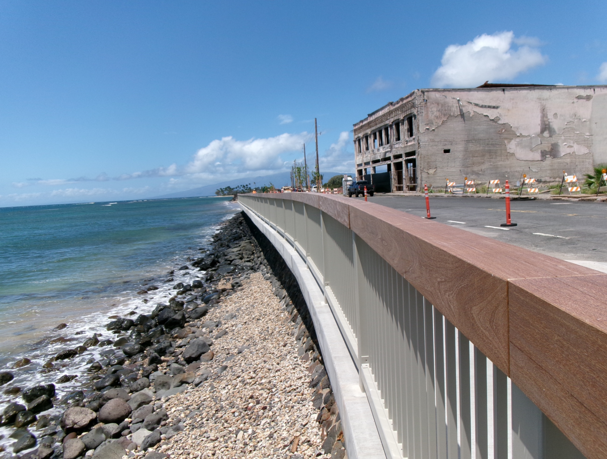 Lahaina Front St - New Railing 6.png