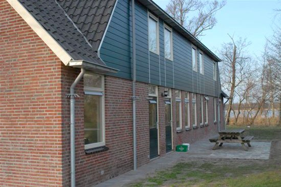 Groepsaccommodatie+Giethoorn+Samen+Een+achterzijde.webp