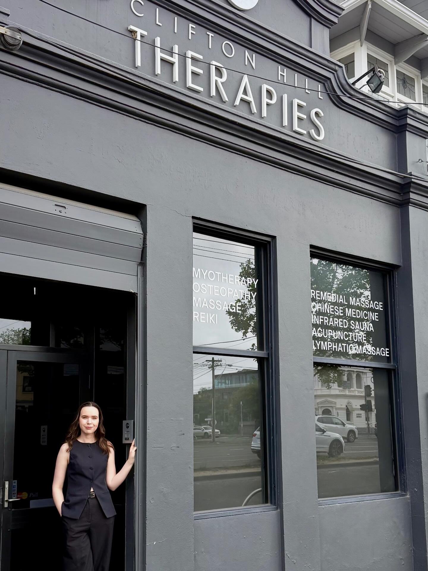 You&rsquo;ll find me inside of Clifton Hill Therapies, located at 107 Queens Parade for all of your skin and regenerative aesthetic needs 🤍 

Monday 10am-6pm 
Thursday 10am-7pm 
Friday 10am-6pm 
Saturday 9am-2pm 

🔗 Link to book in my bio 
📍 Clift