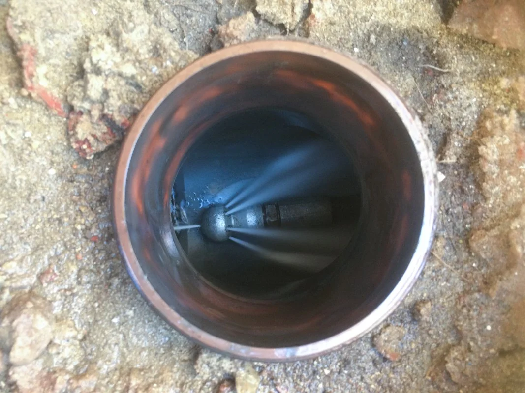 Intervento di disostruzione tubazioni con getto ad alta pressione