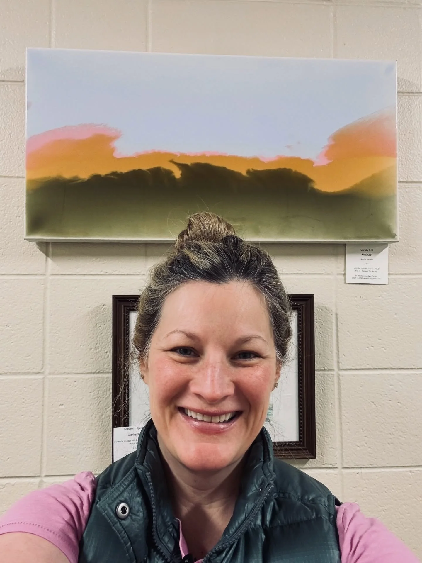 Stopped in to see this one before my sweet baby girl plays ⚽️ just outside. 

If you&rsquo;re a member of Springhill Rec know it&rsquo;s there! Quite a a bit of art to see as you go down the hall 🩷 Enjoy this beautiful day! ☀️