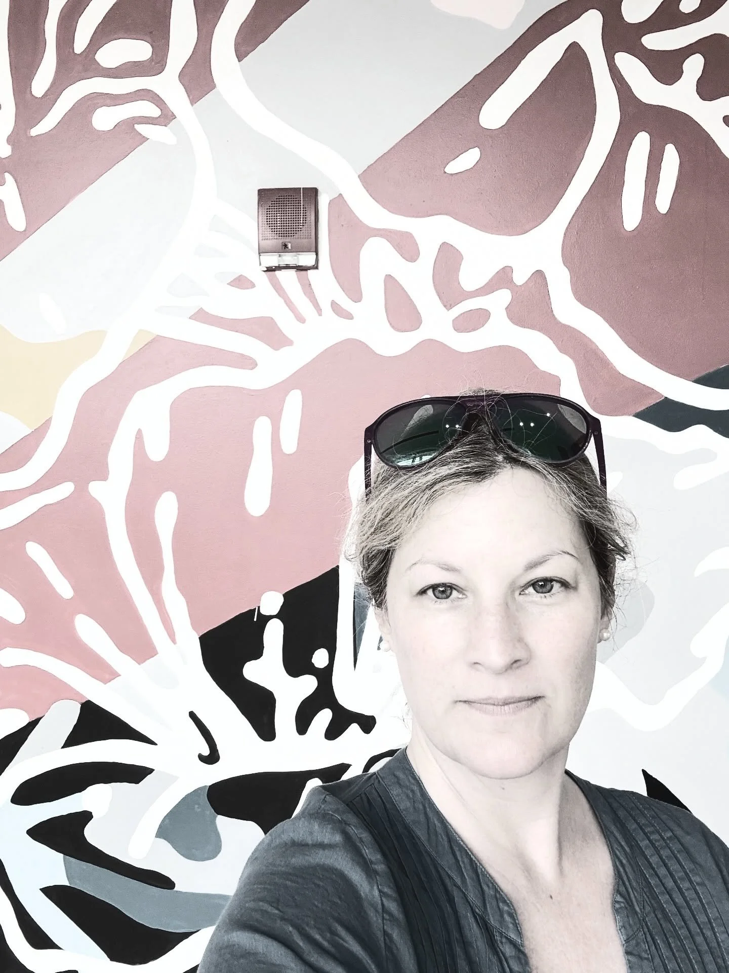 Did someone say gallery?! They did and I found it. An hour to myself to get lost, inspired, and end with a quiet &ldquo;thank you&rdquo; to the artists that put their work out there. This was a treat.