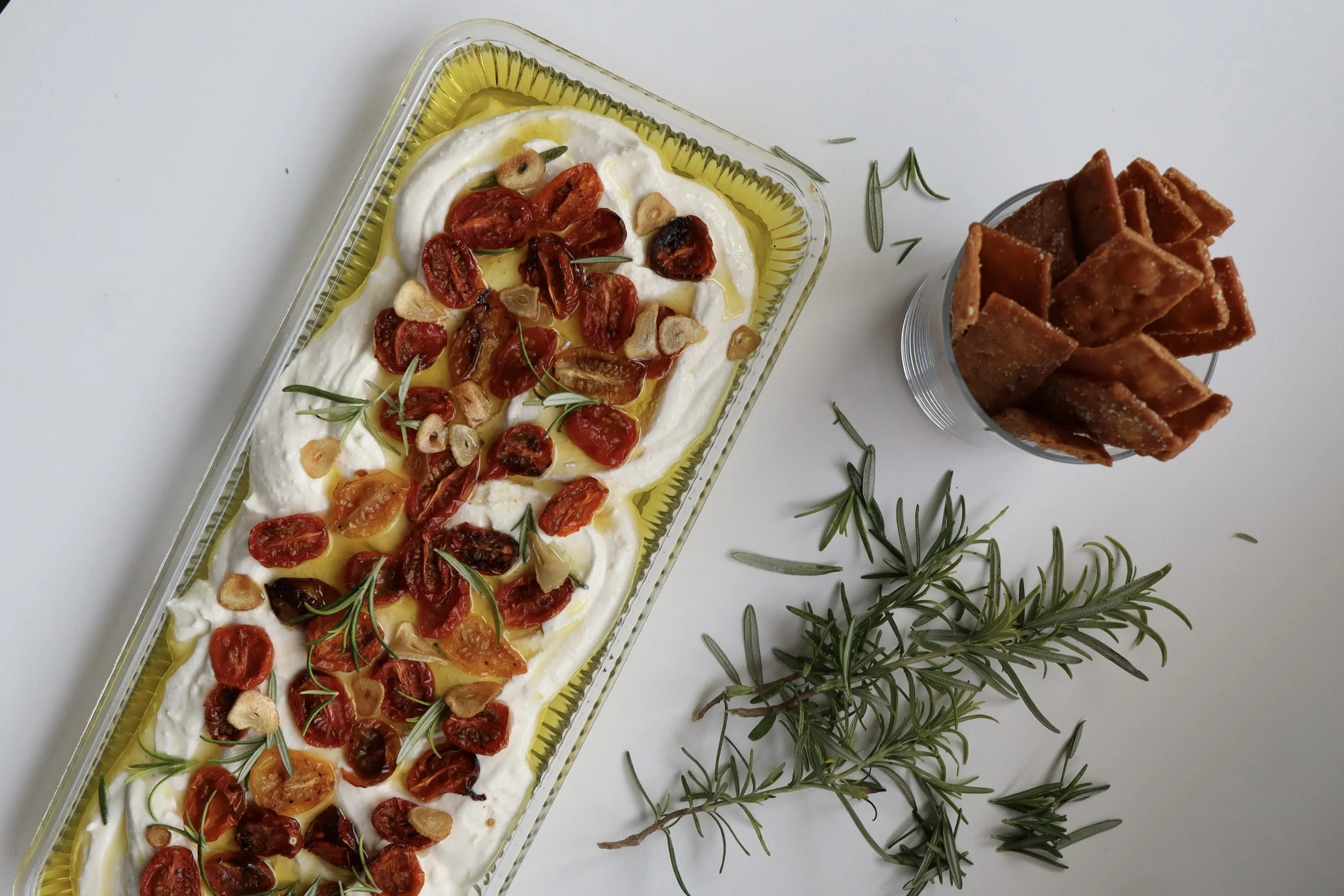 Fetacreme med bagte tomater