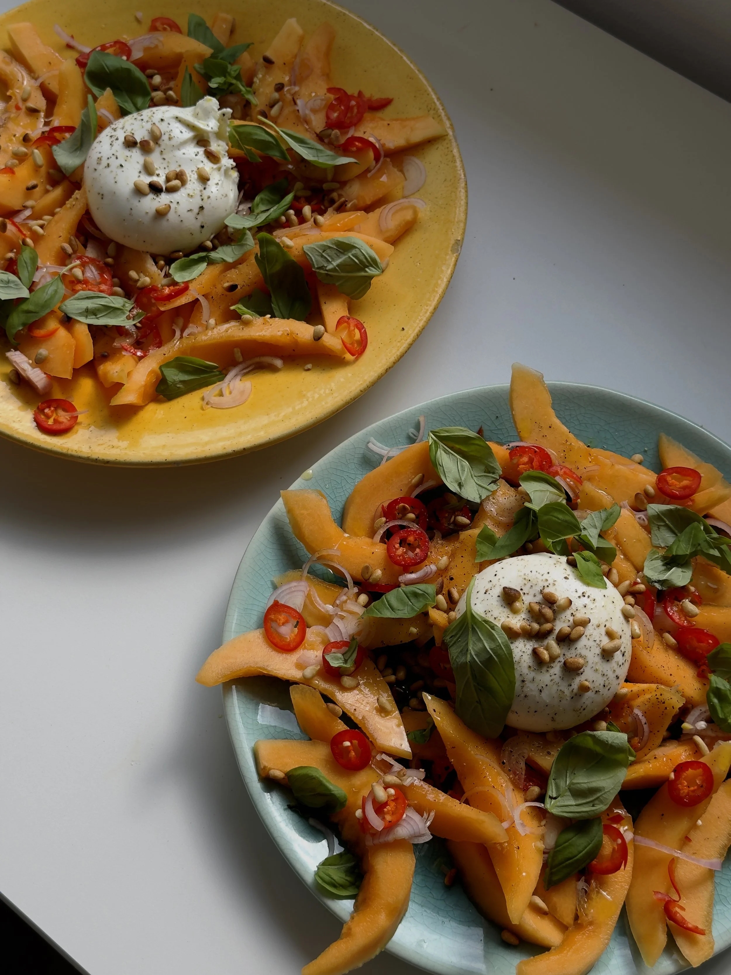 Burrata, melon &amp; spicy twist