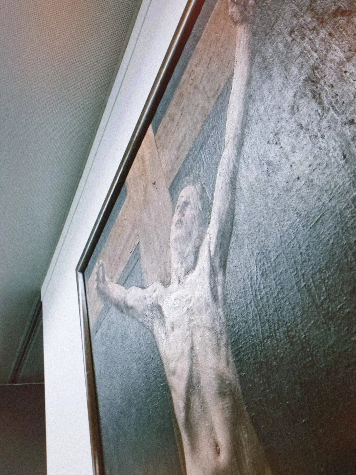 Zunder Robe
▪︎
Wehm&uuml;etig fl&uuml;chtig aber dankbar.
▪︎
#poesie #b&auml;rnd&uuml;tsch #lyrikgalerie #lyriker #song #texter #texte #mundart #mundartverlag #mundART #schweiz #kunst #kultur #kanderkultur #kulturschaffende #k&uuml;nstler #selfmade #