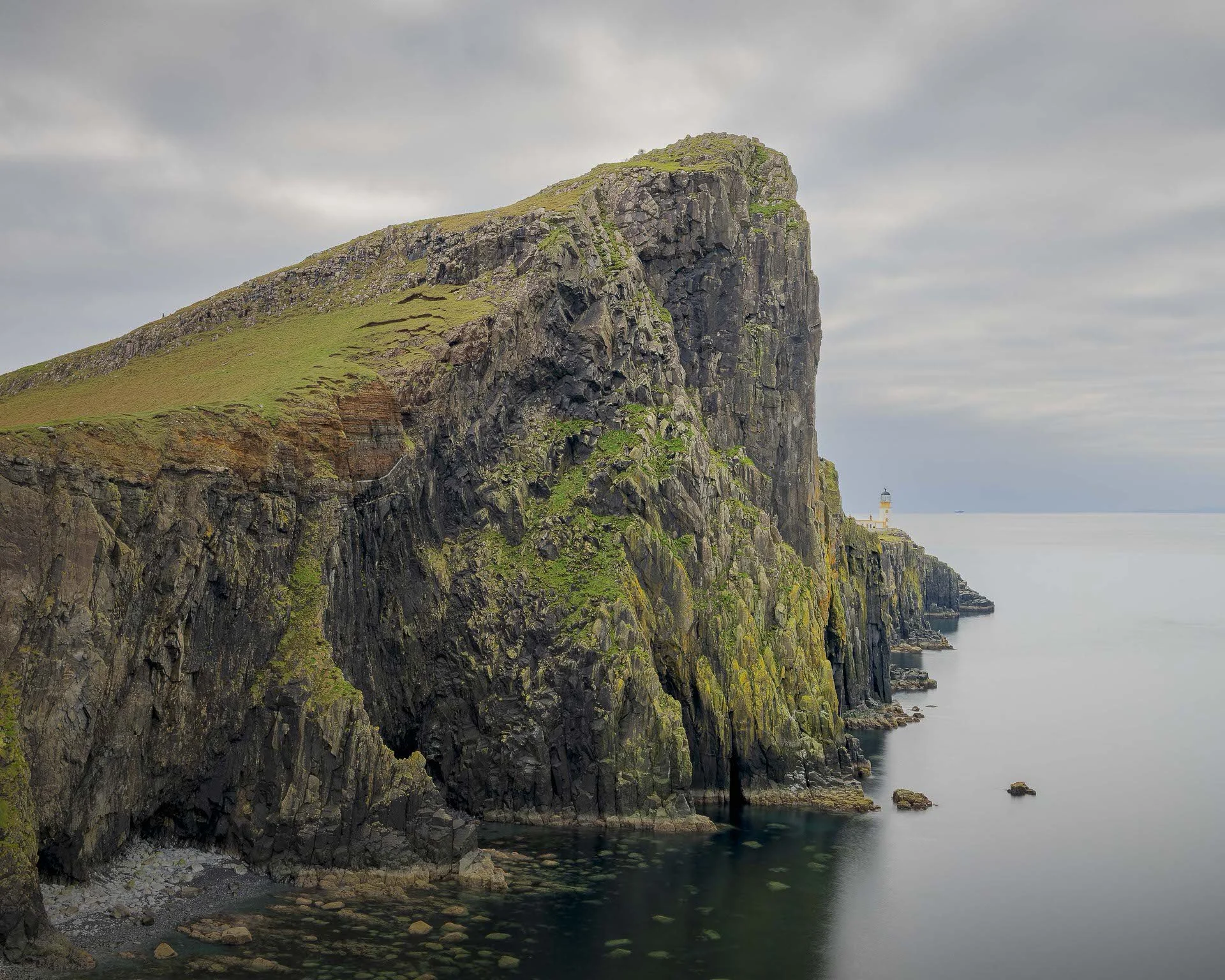 Neist Point Lighthouse Isle of Skye @JonRangerPhotography-dynamicranger.com.jpg