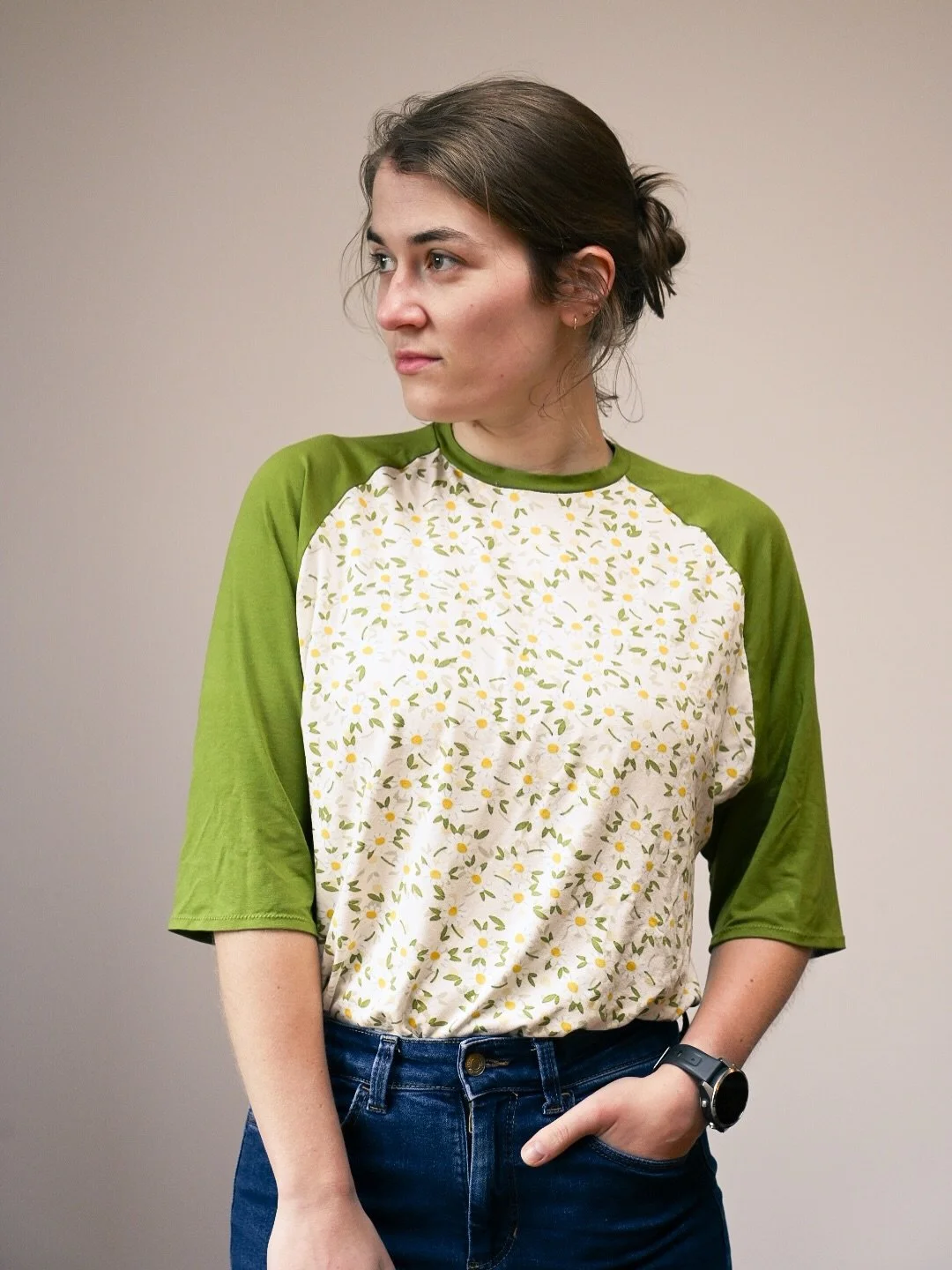 🌼Old Coast Raglan🌼
&nbsp;
First make of 2026! I love raglan sleeves, so naturally the Old Coast Raglan pattern from @fridaypatterncompany caught my eye. What I love about this style is that it is perfect for color blocking or using different fabric