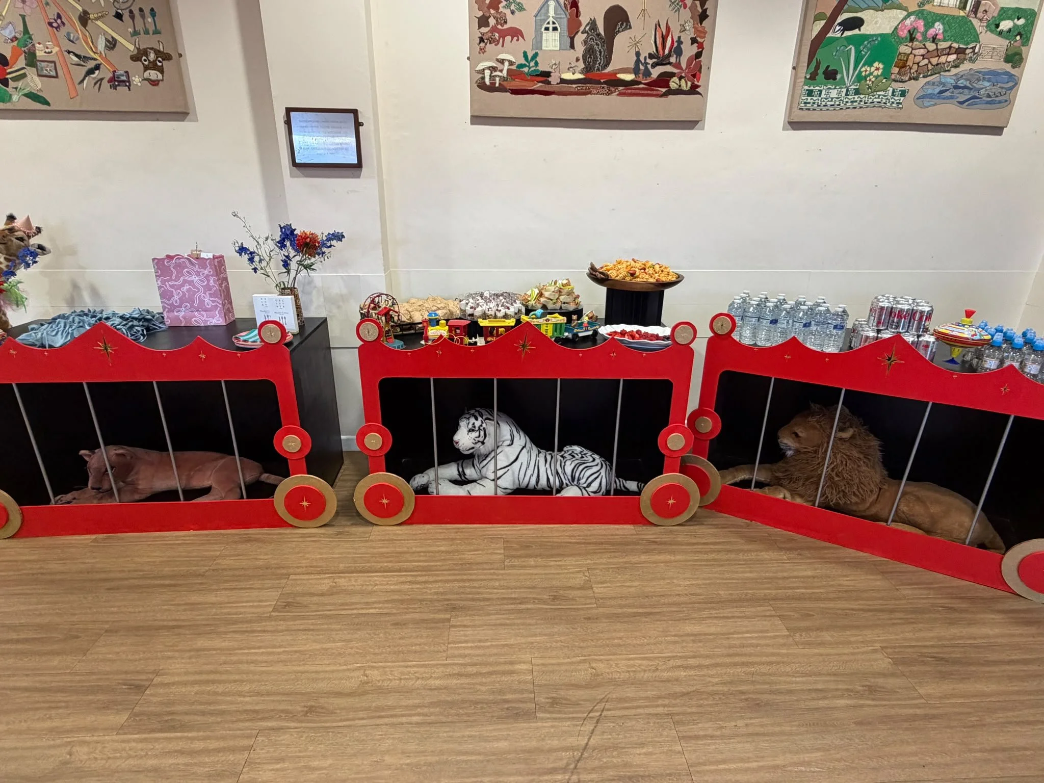 Childrens party catering table in circus theme.jpeg