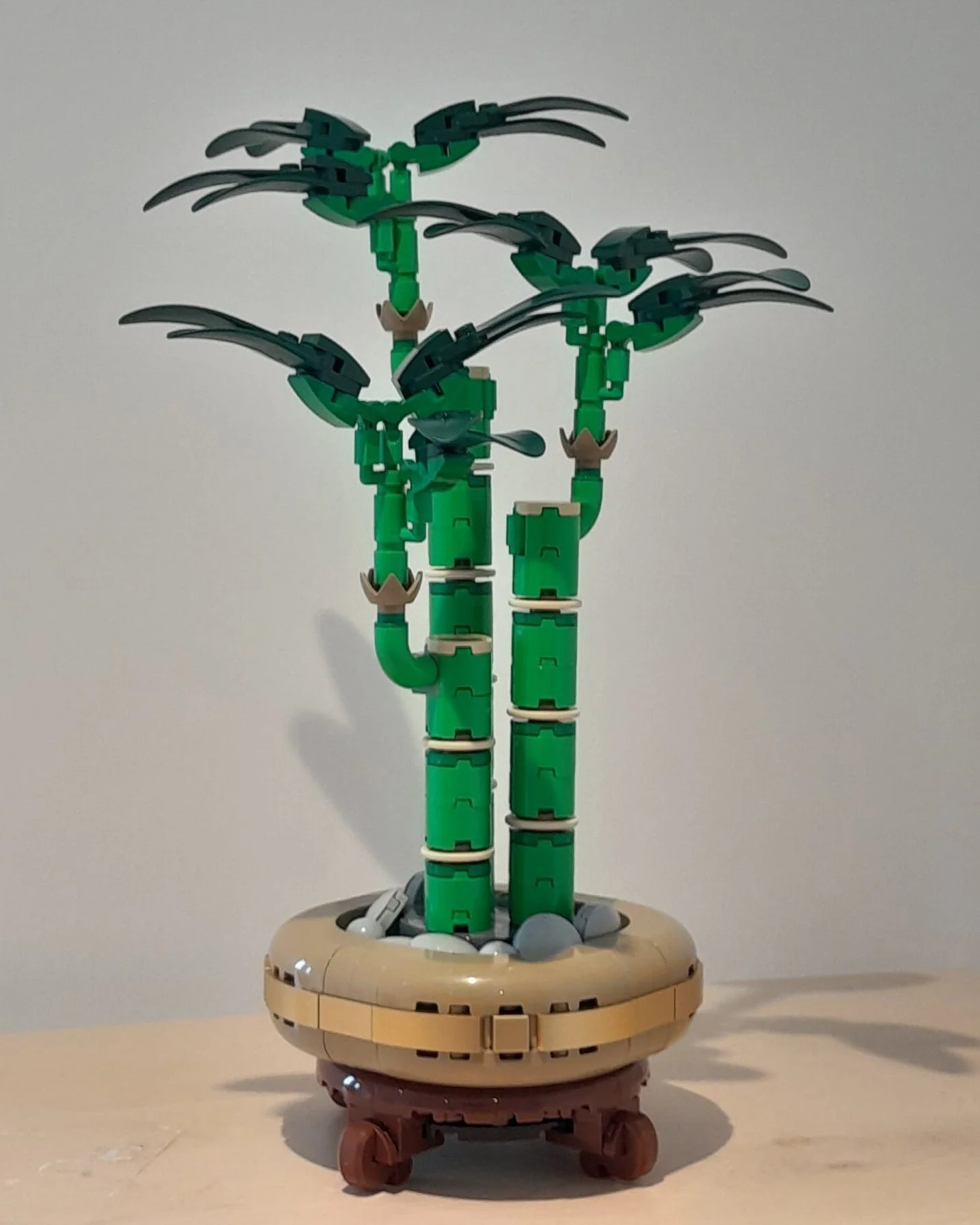 And finally, Lego Lucky Bamboo.

Let's hope it works, because the way this week is going, we're going to need all the luck in the world 🙈

(Also, swipe for a pic of the complete set)

#lego #luckybamboo #fingerscrossed