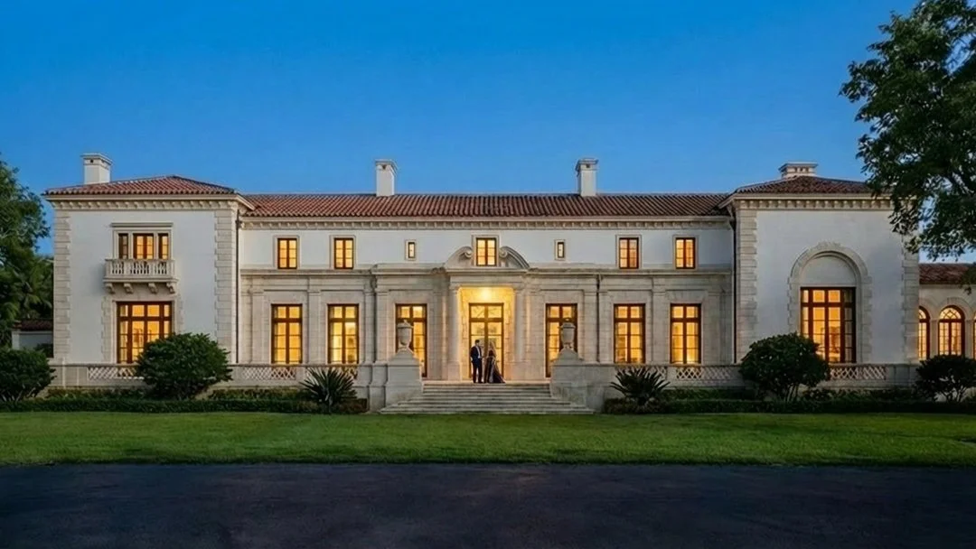 Conquest with people.jpg