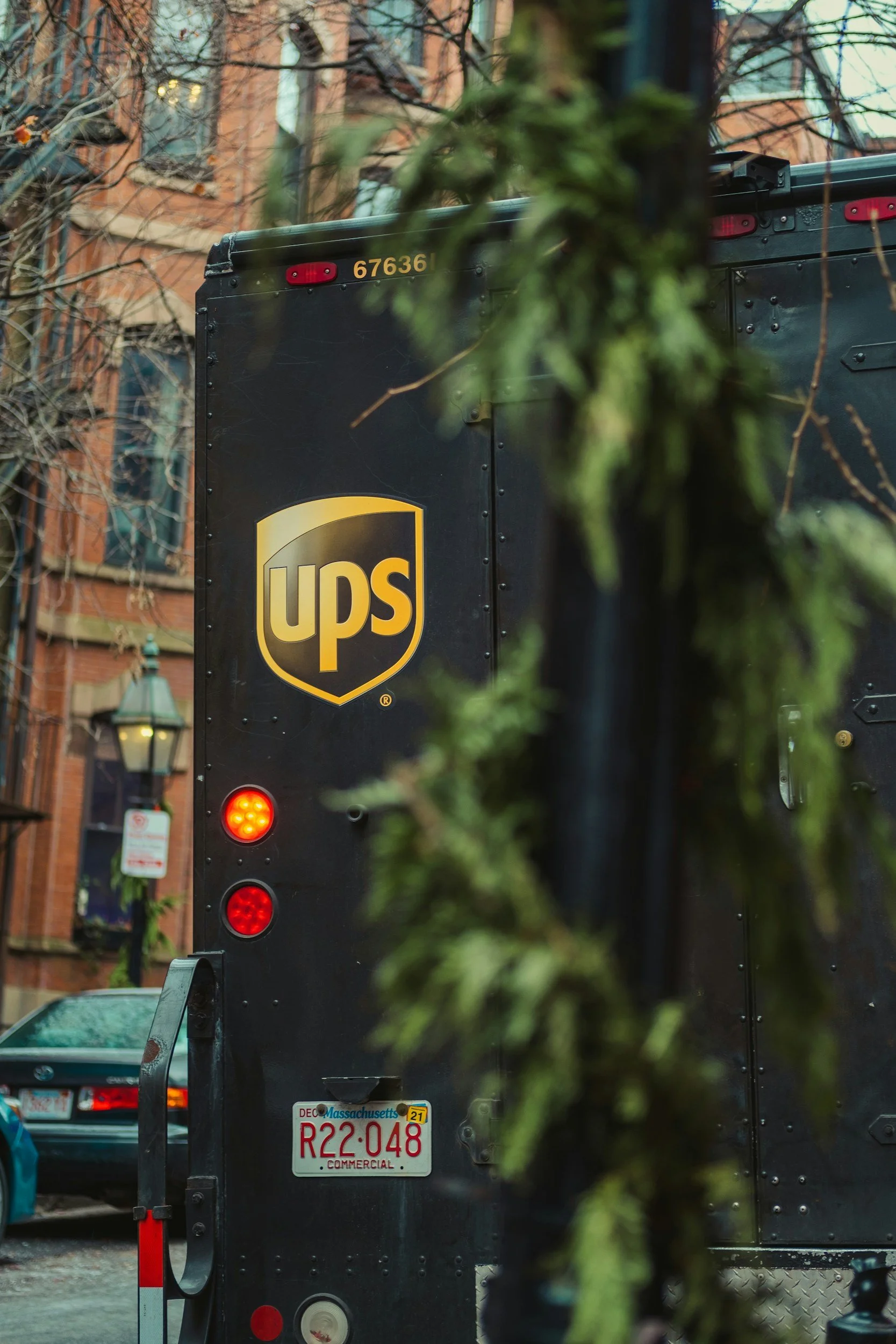 UPS shipping and drop-off services available at Ship Center Plus in Netcong, New Jersey.