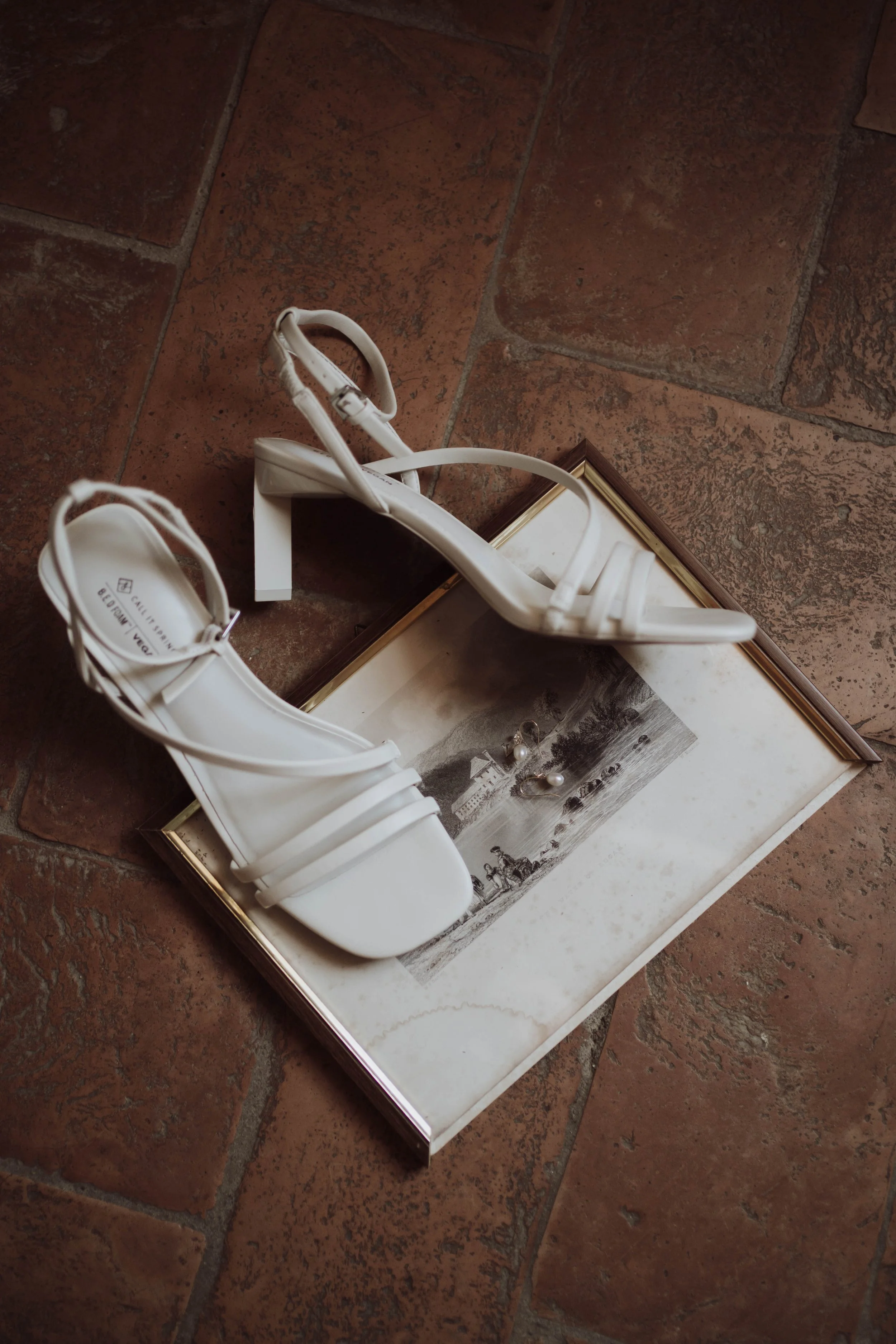 ino+cesi_bridalgettingready-34.jpg