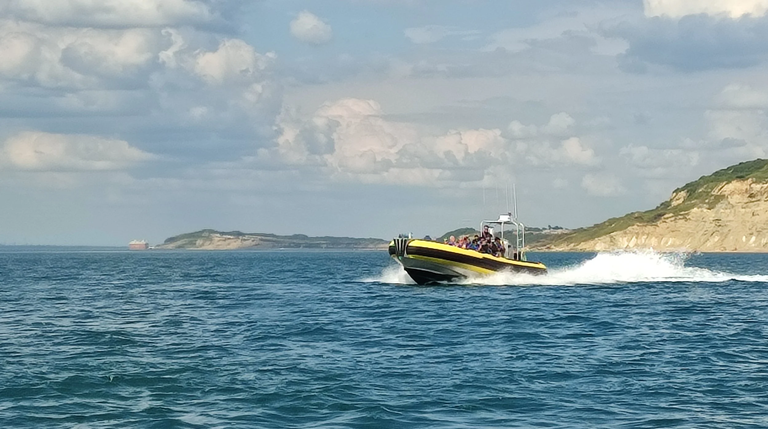 Fast boat to Needles-01