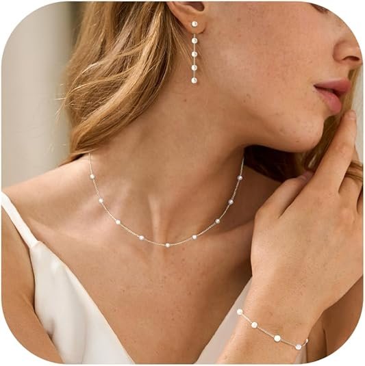 Gold Jewelry Set with Pearls.jpg