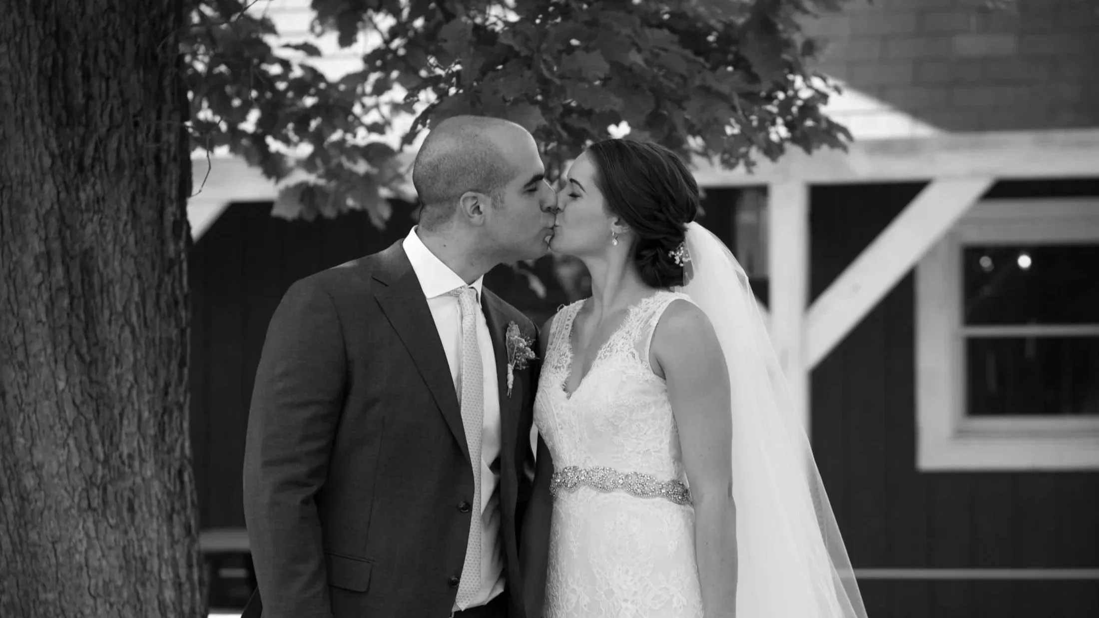 Couple sharing a moment during their Hudson Valley wedding day