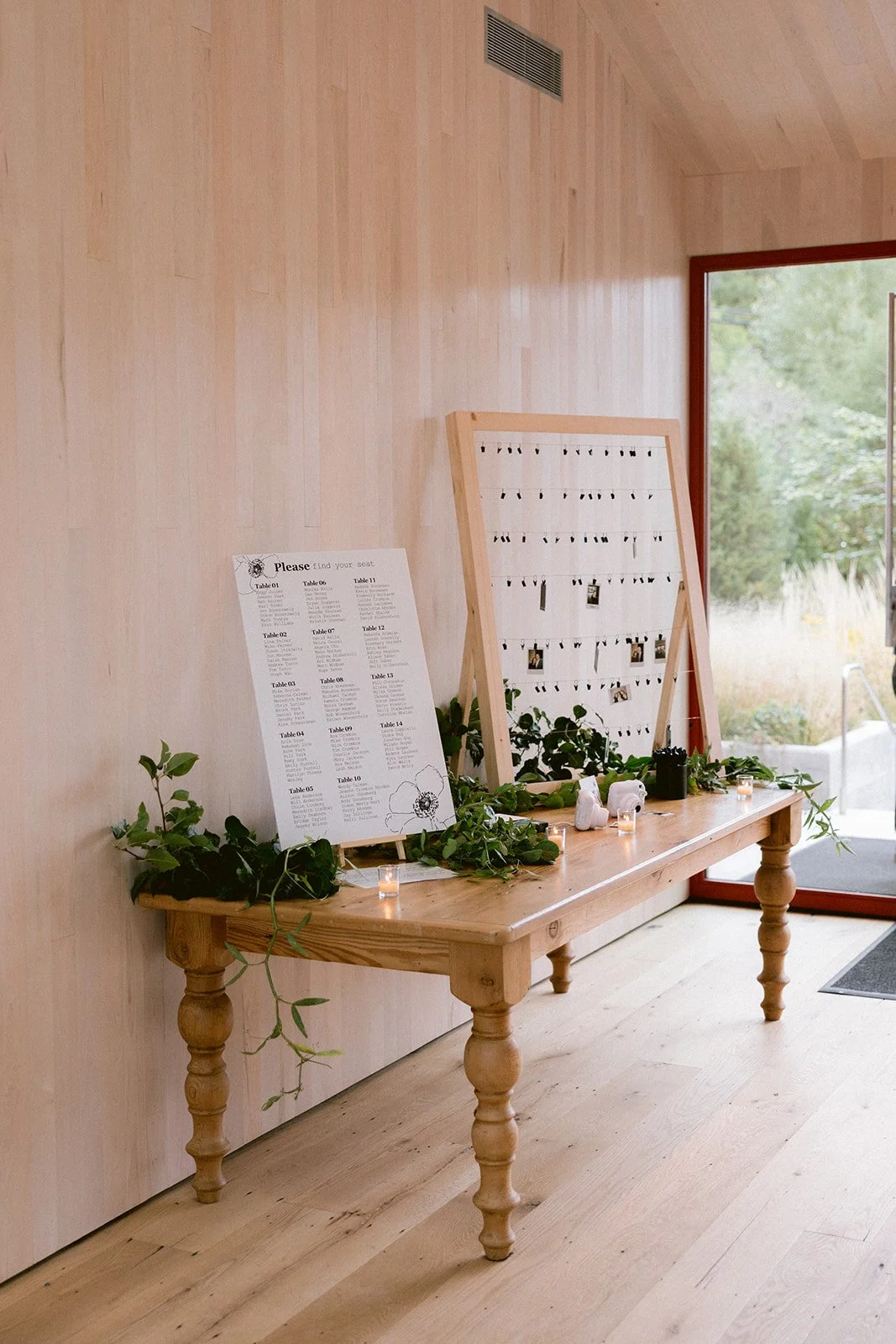 parks-caboose-table-styling-wedding-hudson.jpg