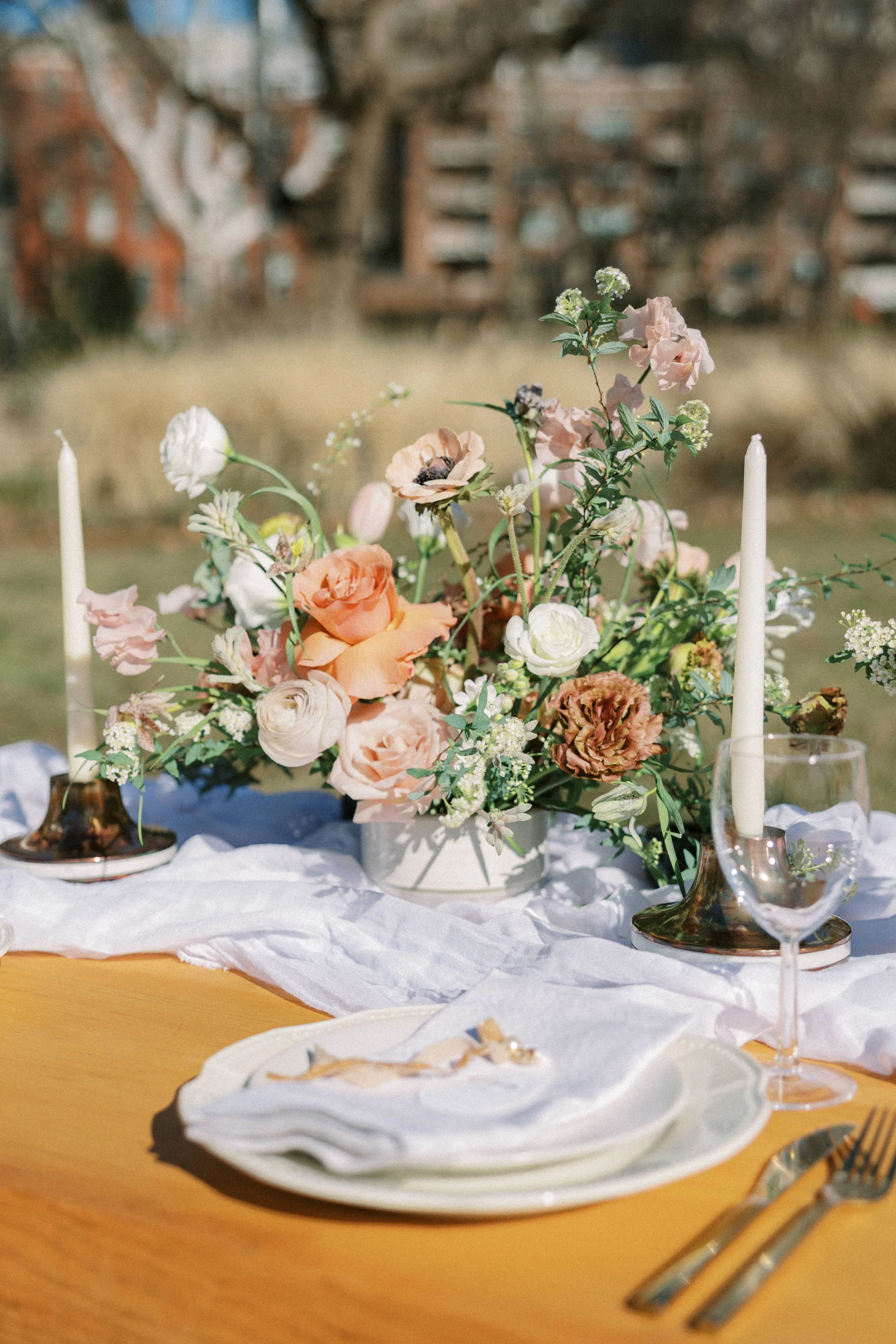 margo-events-wedding-picnic-setting-nyc.jpg