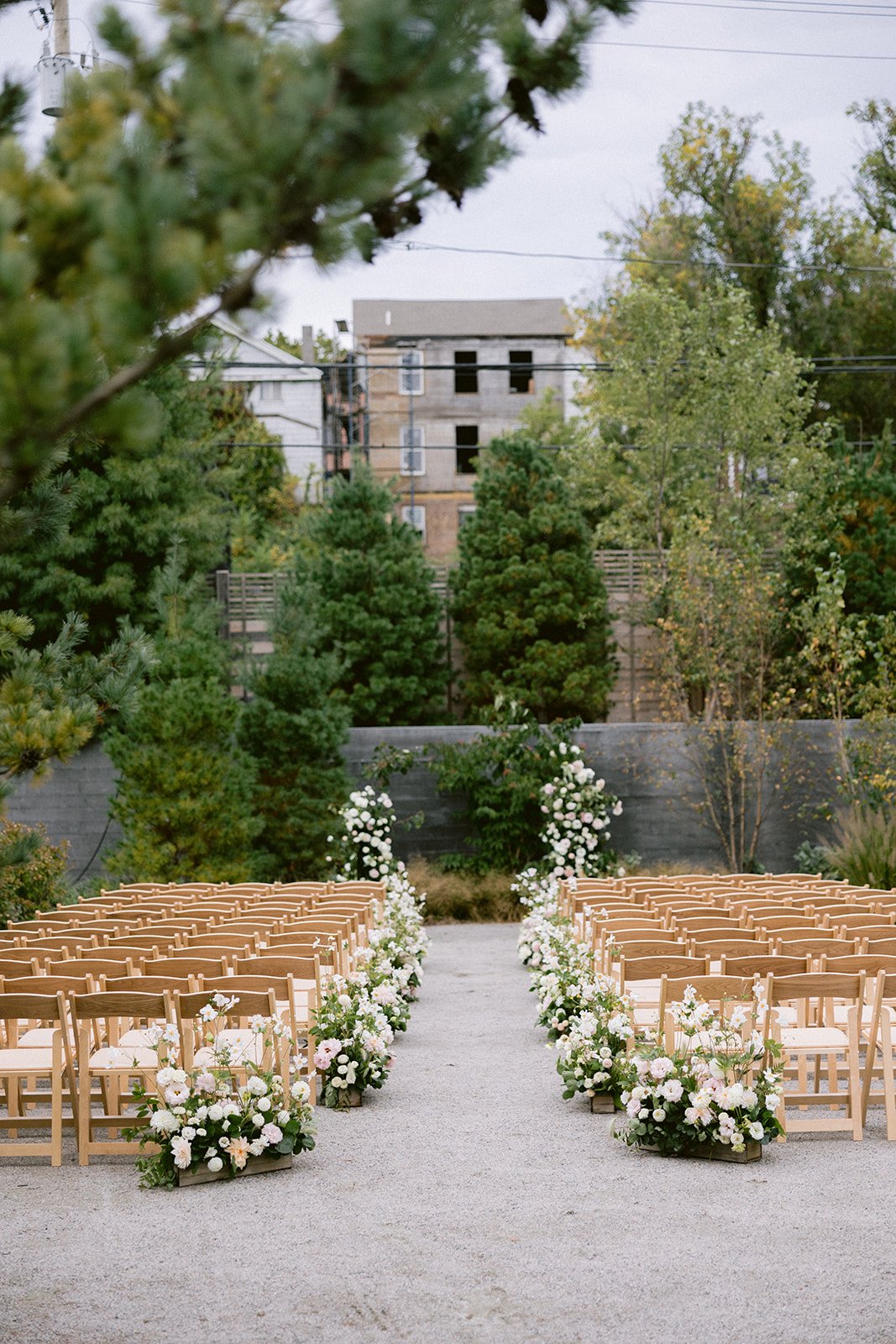 parks-caboose-modern-wedding-venue.jpg