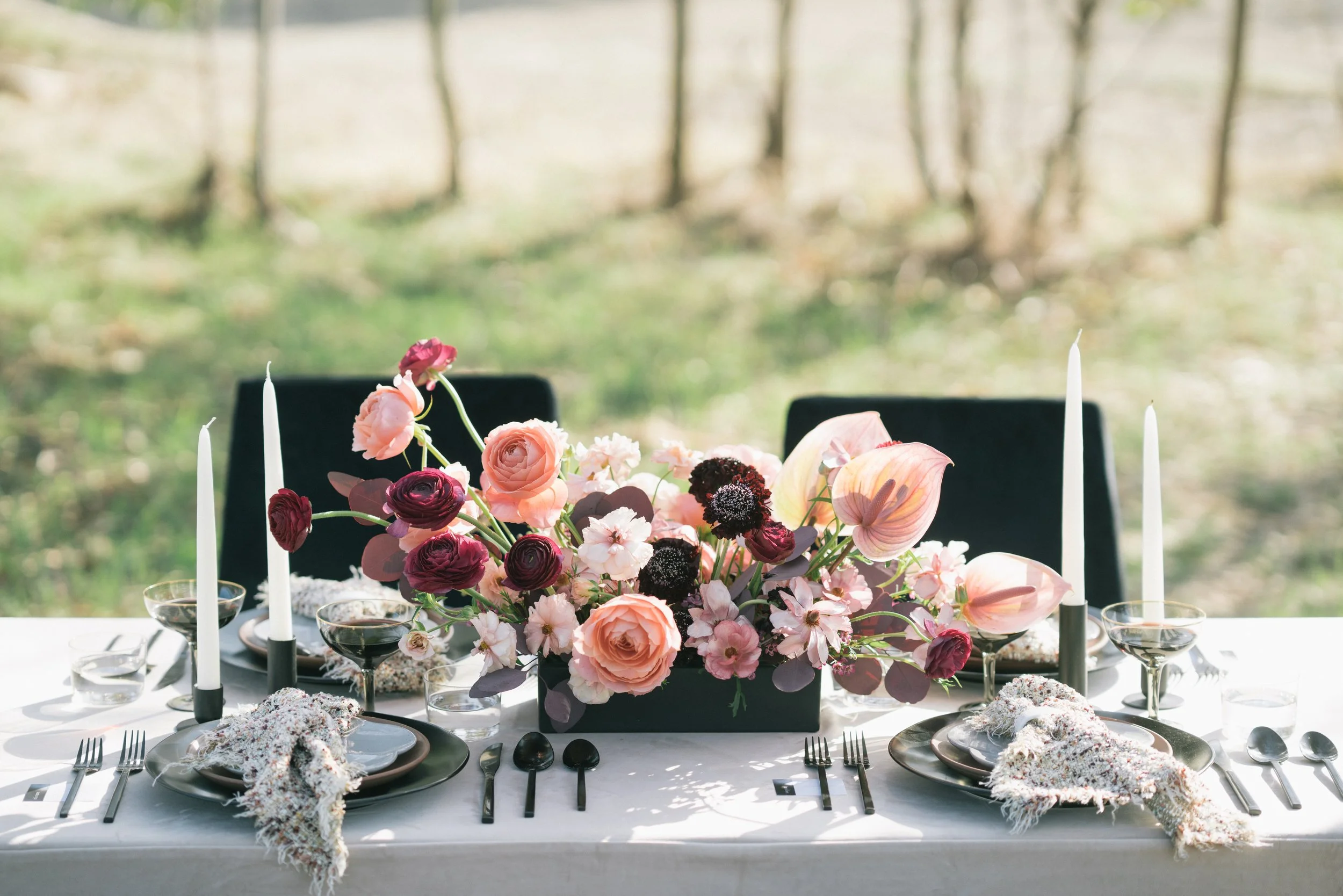 New York wedding planning inspiration with refined table styling and floral details