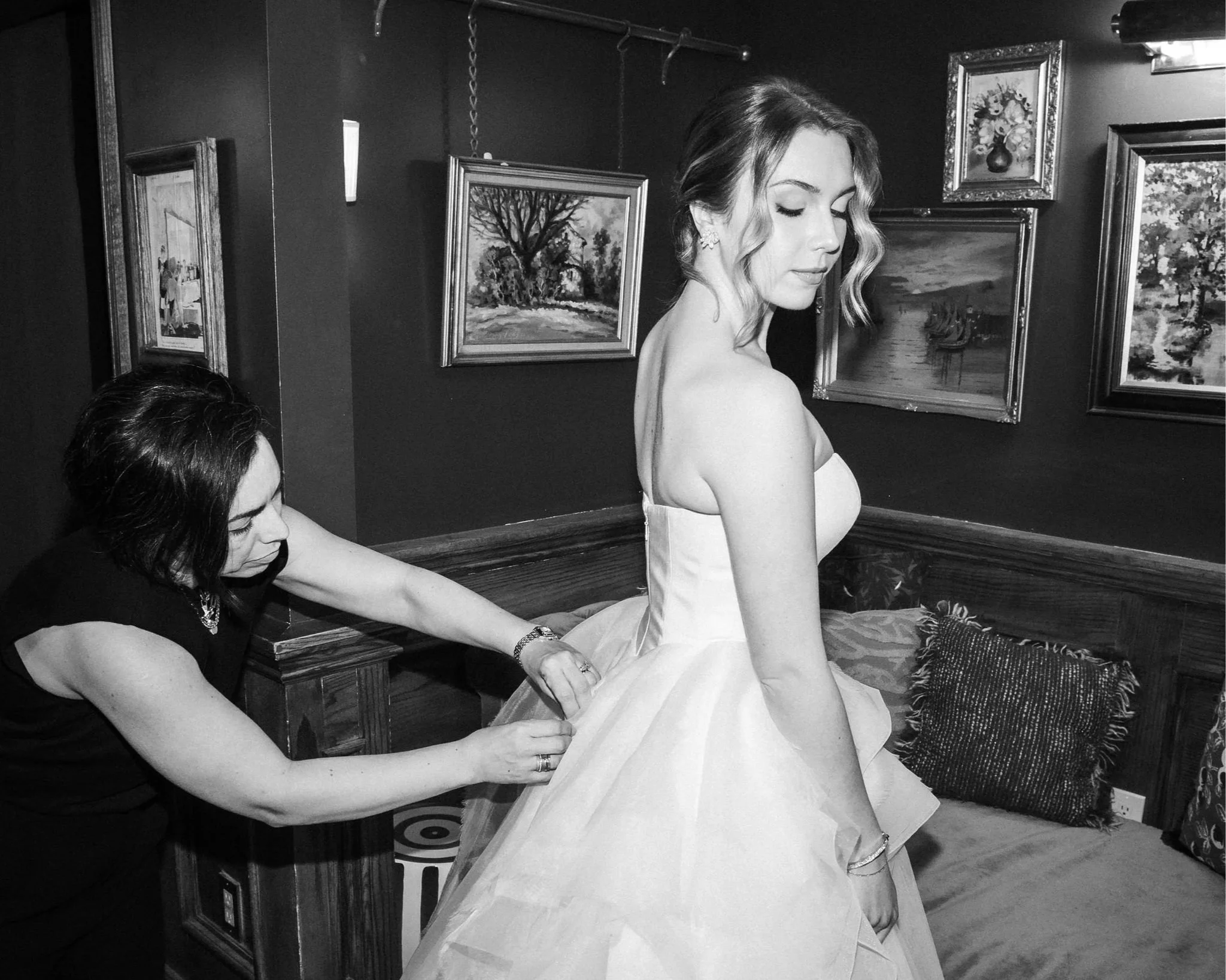 Hudson Valley wedding coordinator helping a bride before her wedding ceremony.
