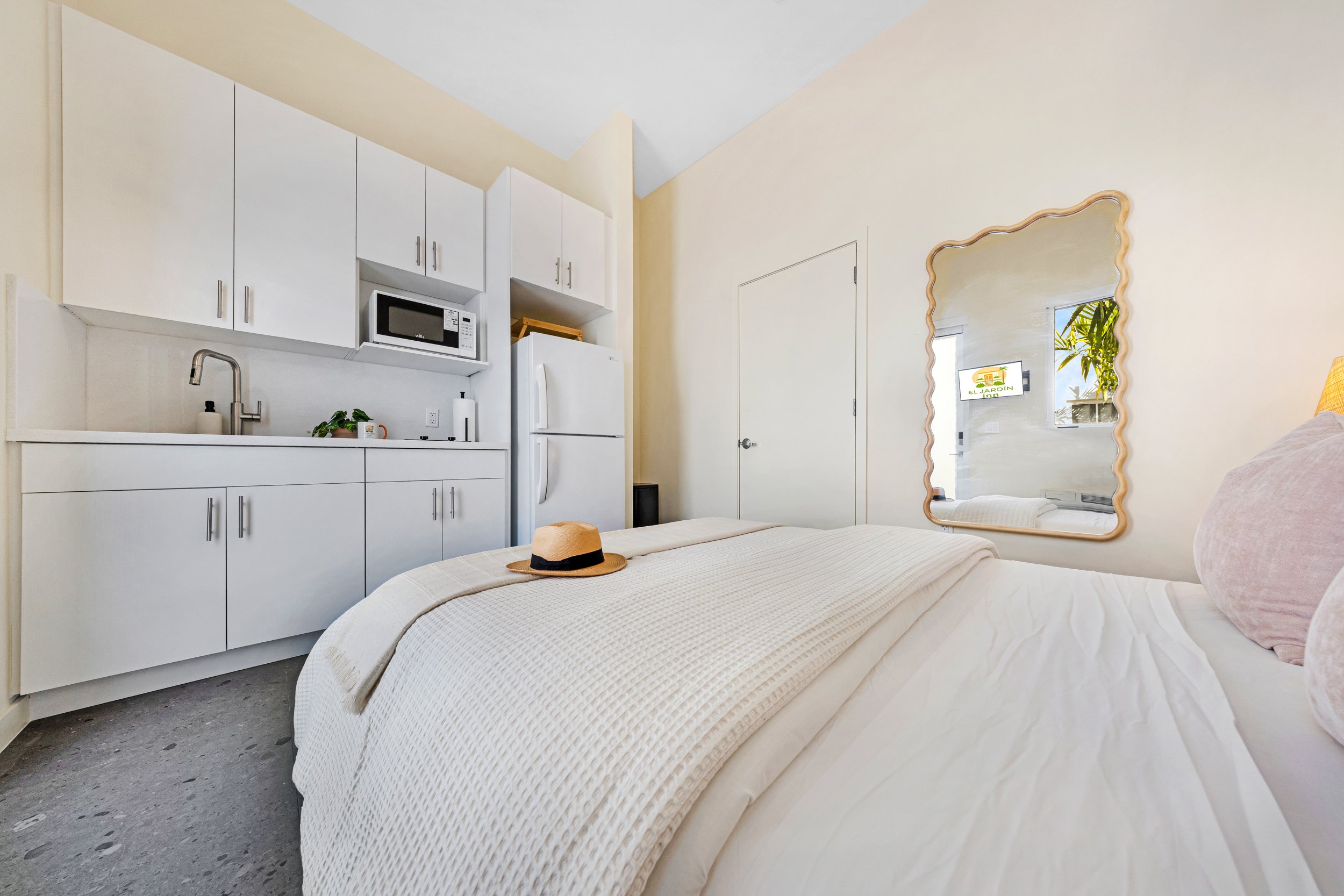 El Jardin #106-7.jpg