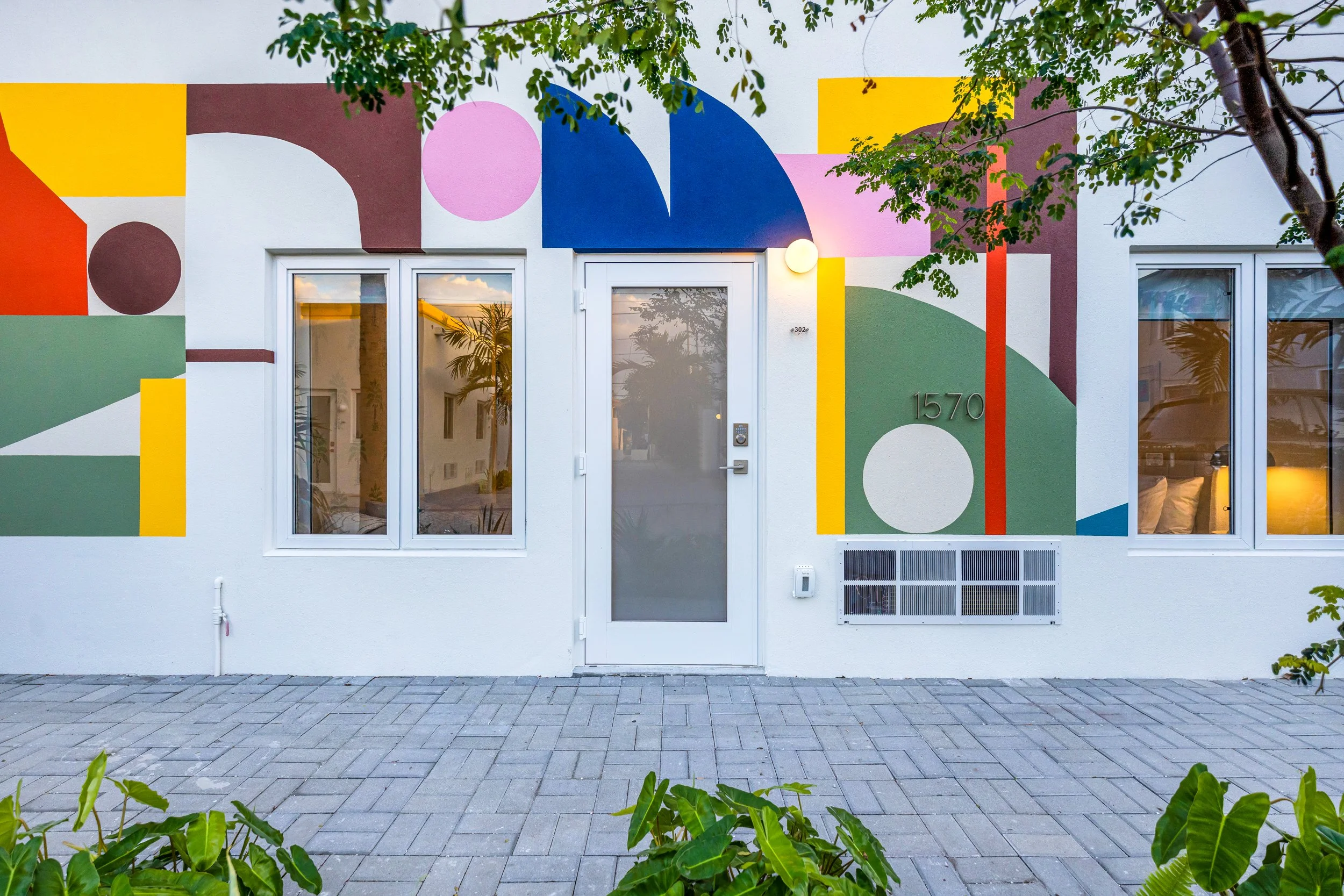 El Jardin #302-2.jpg