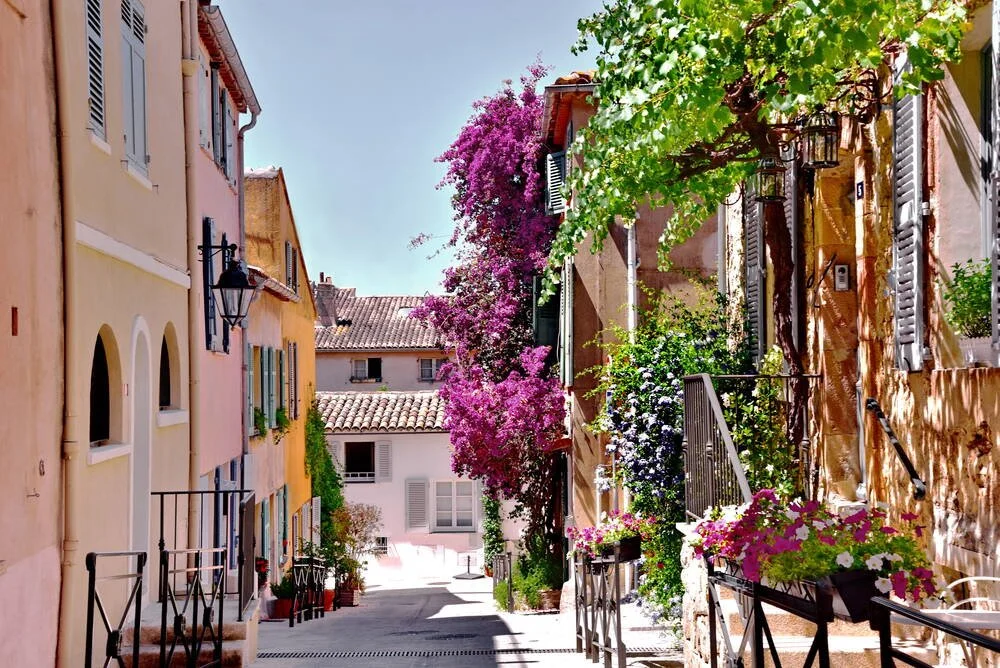 Saint Tropez street