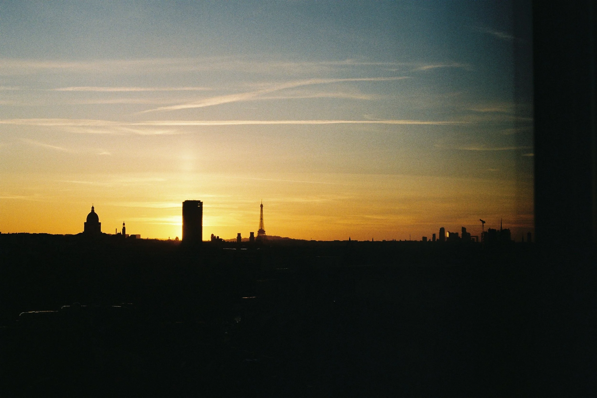 R1-06905-011A.JPG