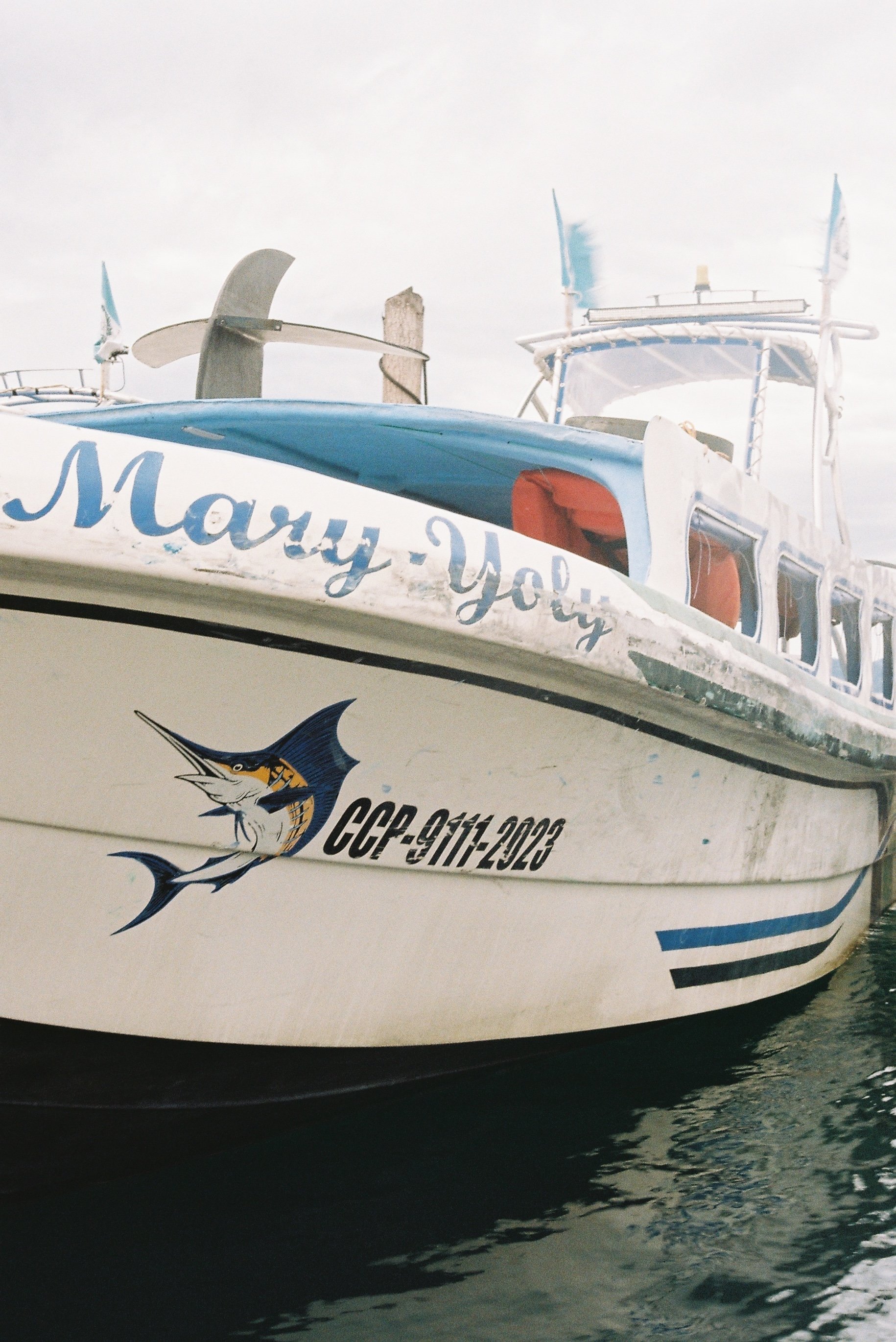 R1-05832-0014.JPG