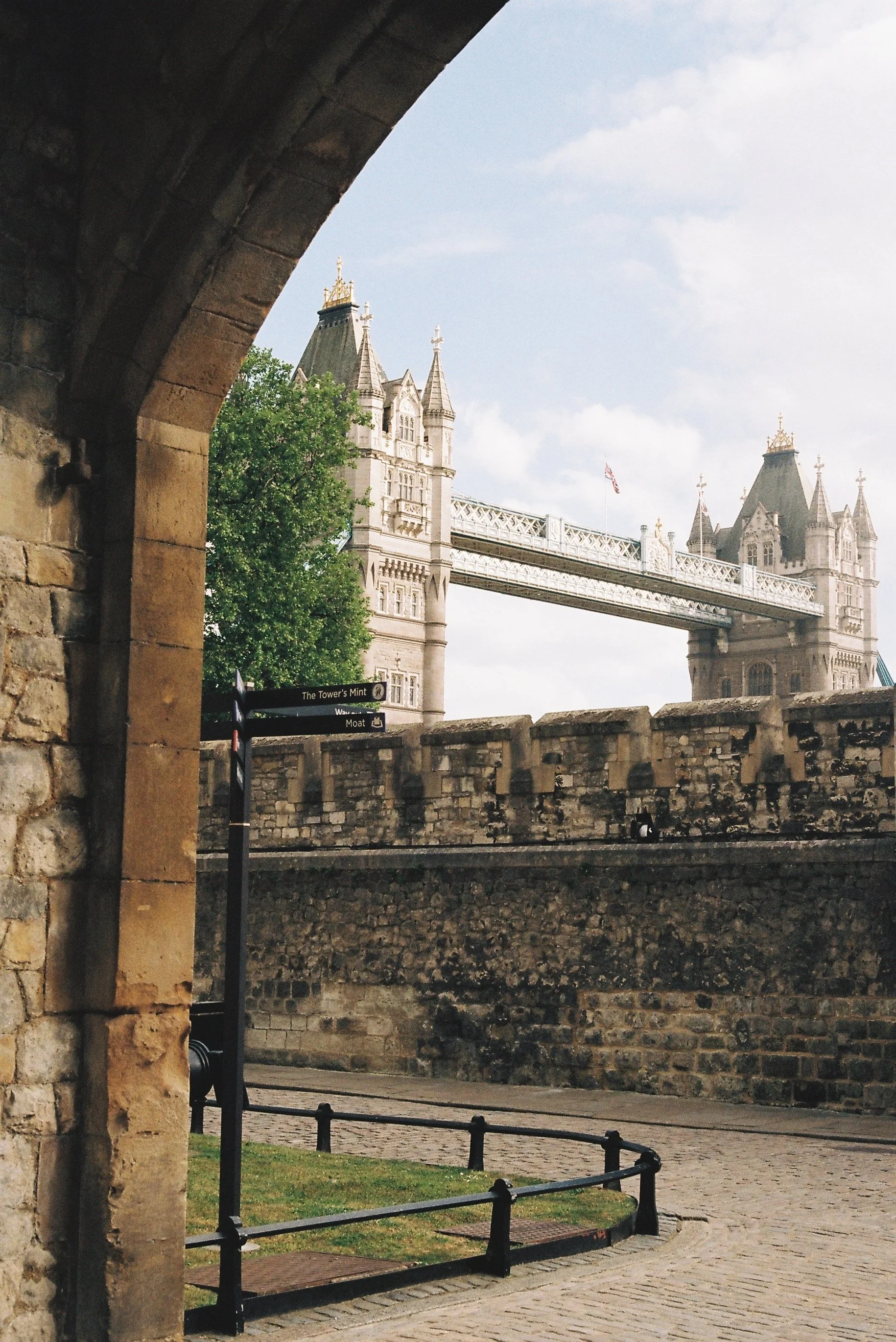 R1-09152-0014.JPG