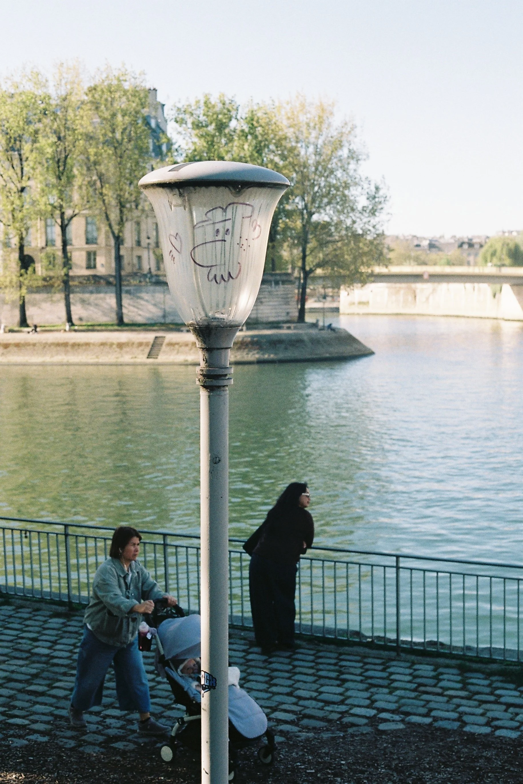 R1-06905-024A.JPG