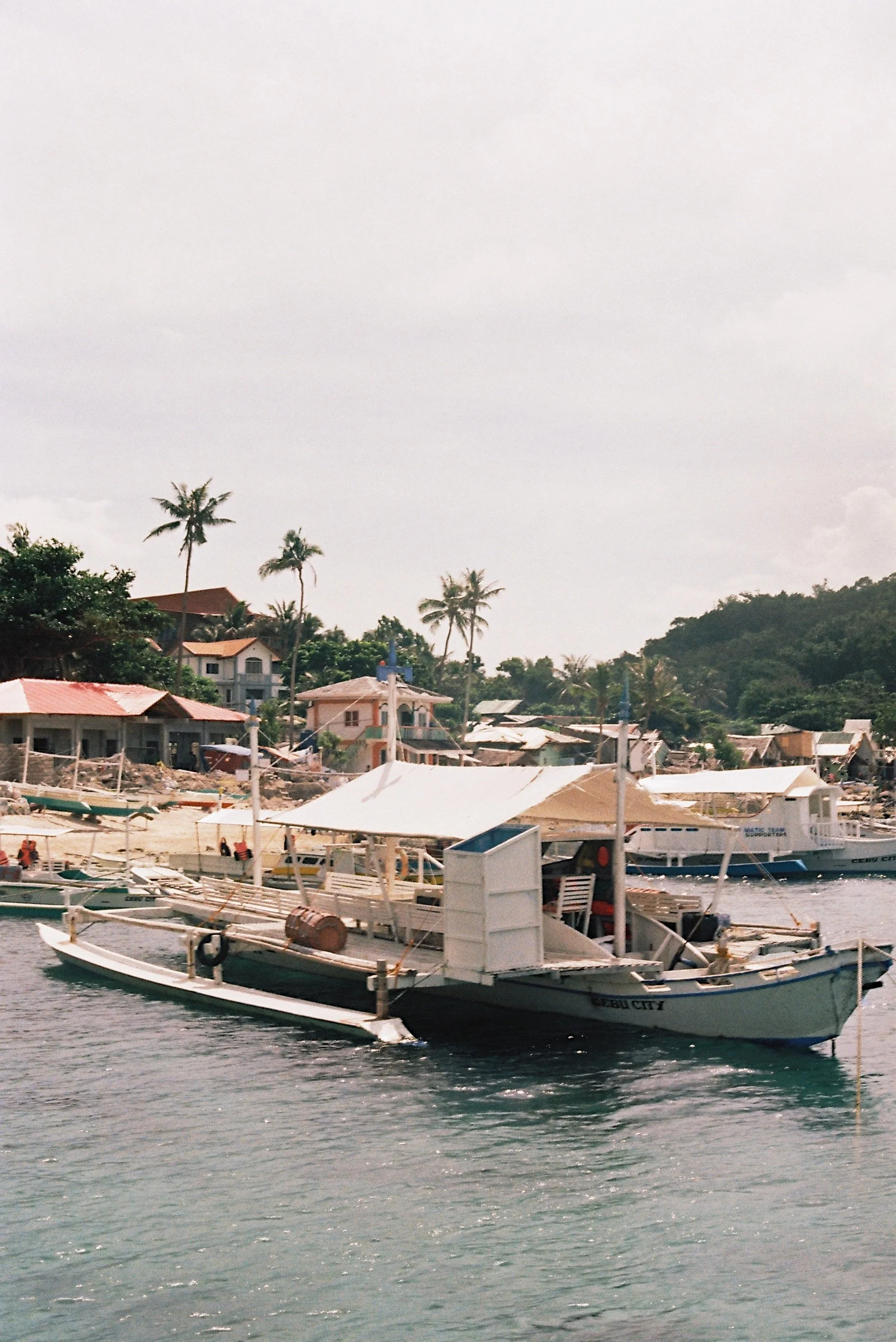 R1-05577-031A.JPG