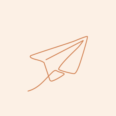 Simple line drawing of a paper airplane, representing Elaine’s clear, insight-driven communication and ability to move ideas into action.

