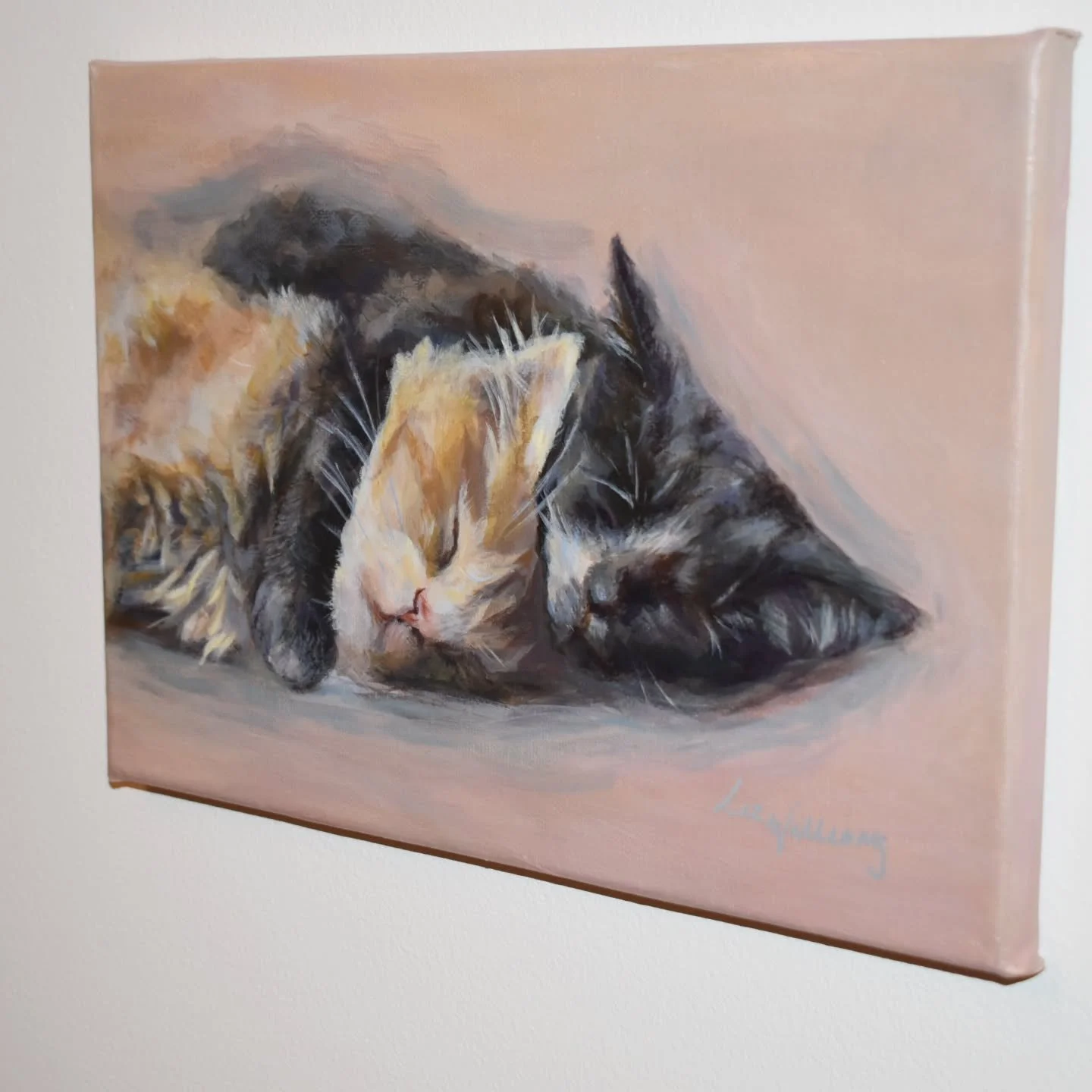 Parsnip and Buttons from sketch, middle to end 🐱🐾

A lovely Christmas commission 🎄✨️

Acrylic on canvas, A4

#catpainting #catlove #animalart #acrylicpainting #artforhome