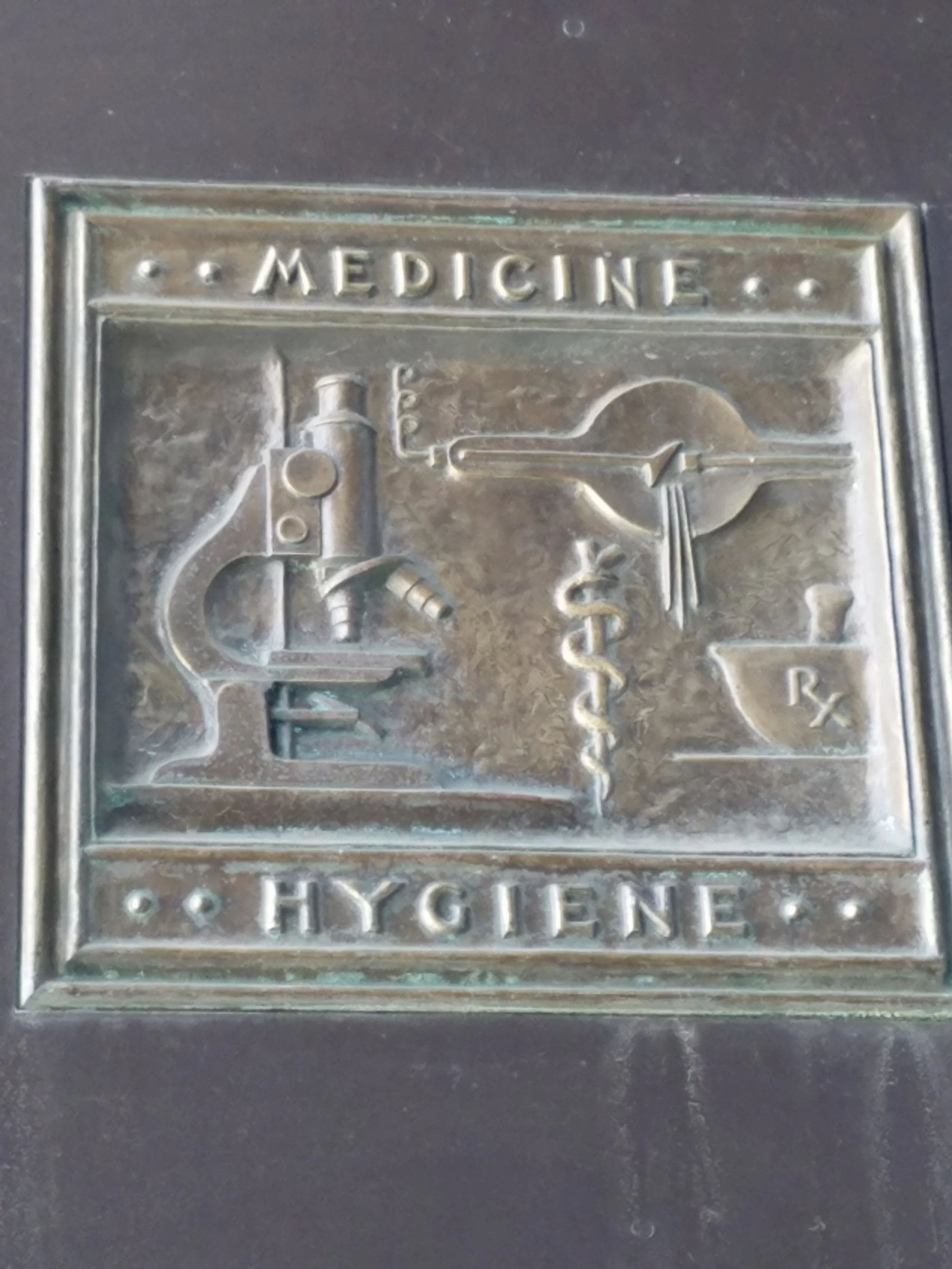 21 Medicine Hygiene.jpg