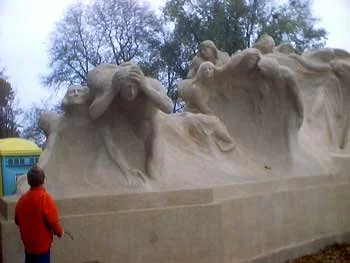 74 Fountin of Time 4.jpg