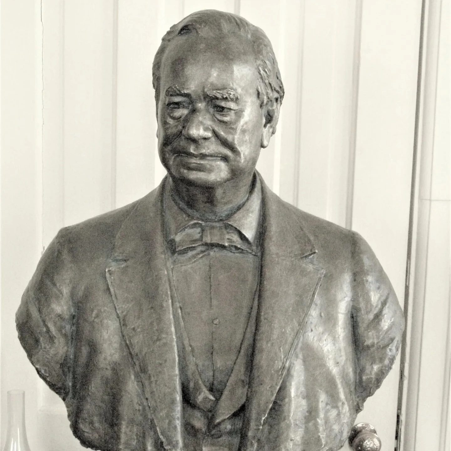 Richard Oglesby Bust