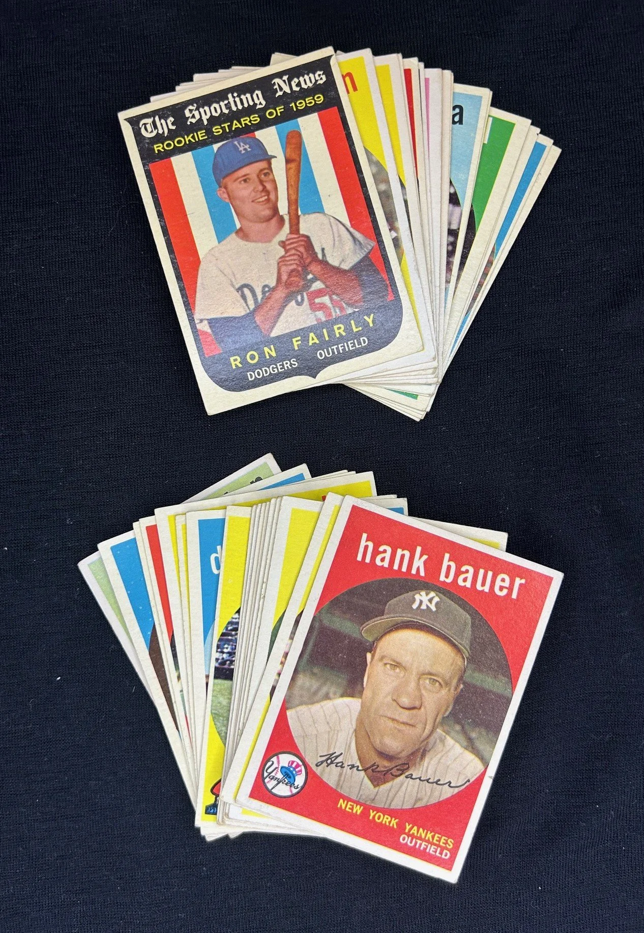 10x5: Lot of (34) 1959 Topps Commons; Avg Condition VG/EX
