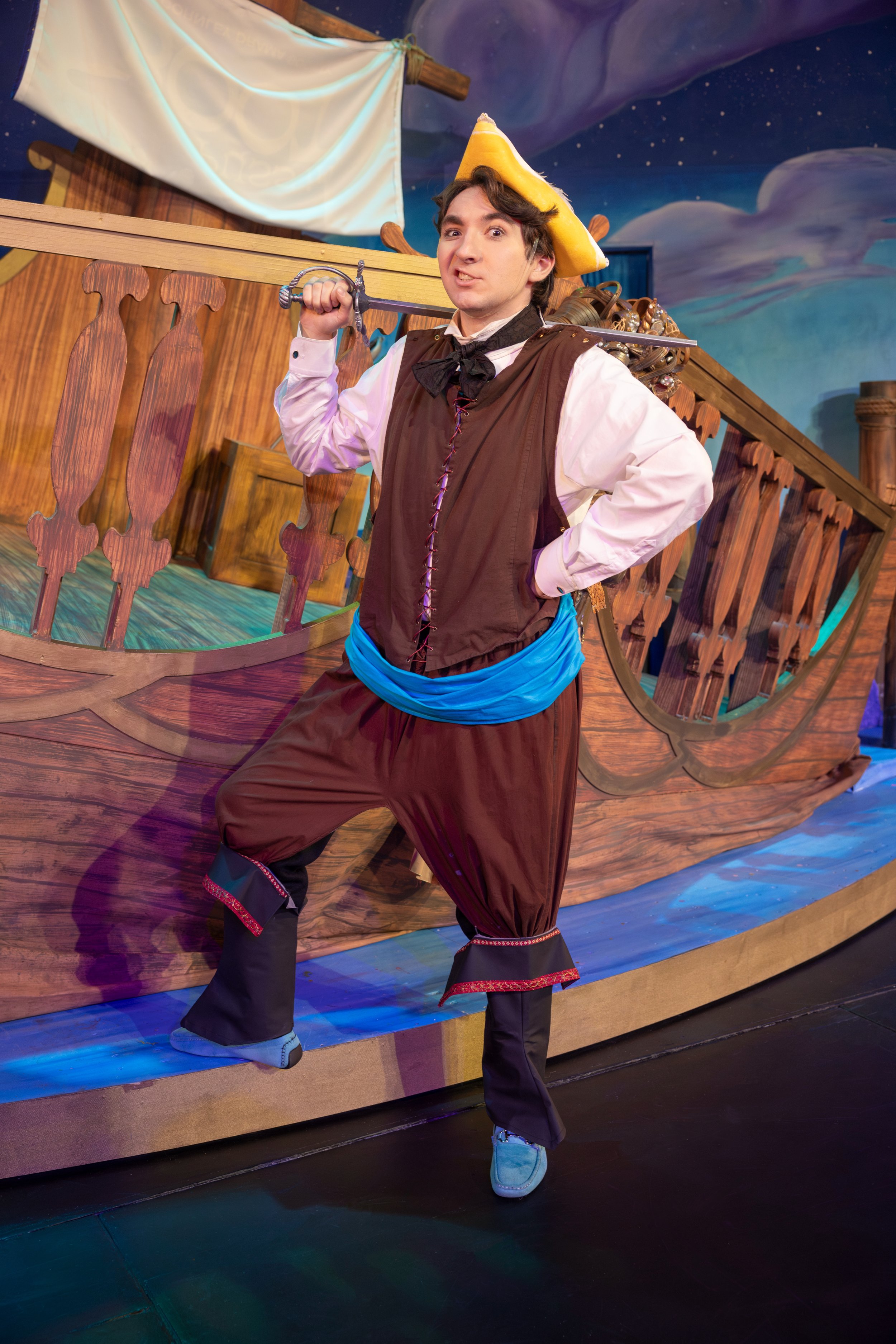 SAV_2026Spring_ACT_PeterPanGoesWrong_Staged_NB_139_SN_v1.jpg