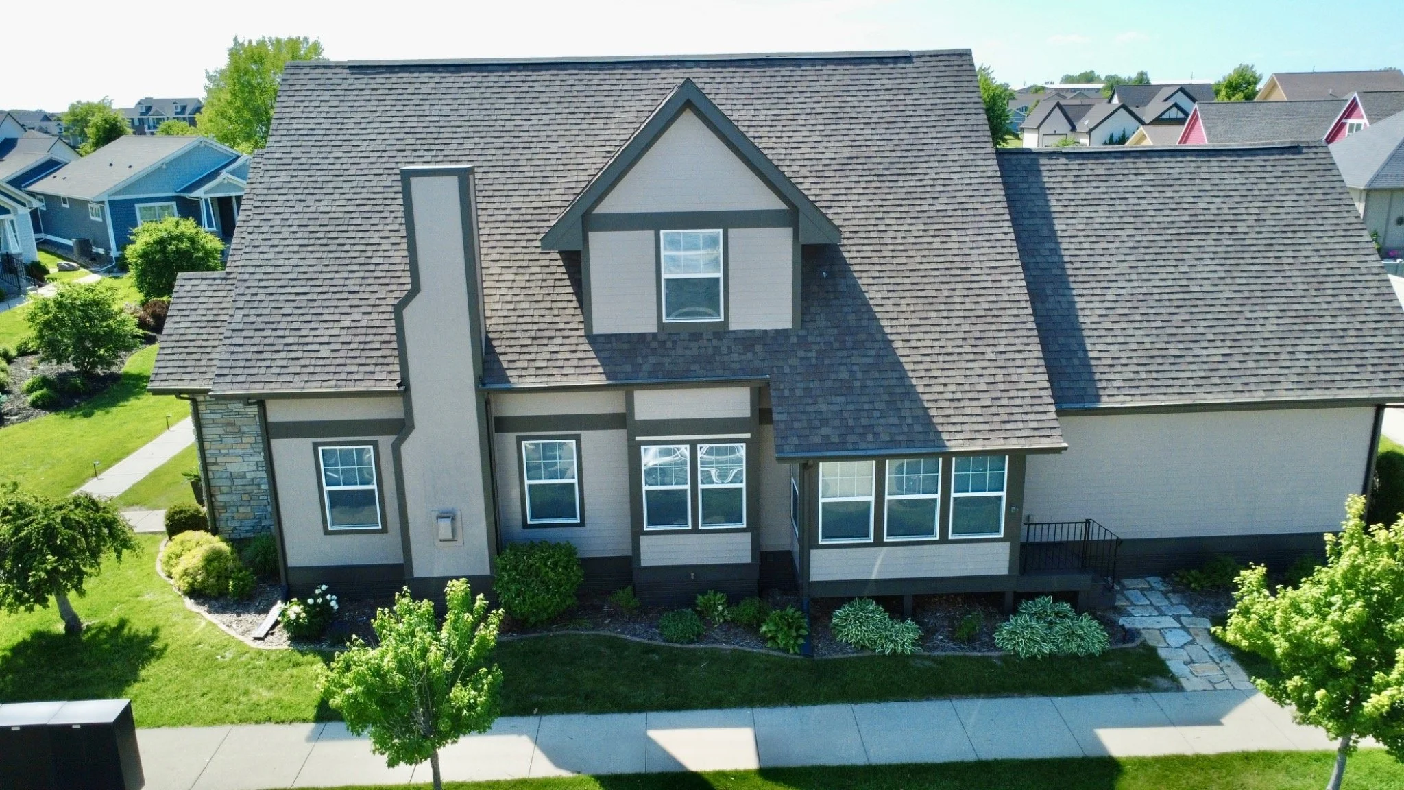 Can You Paint a House Exterior in Summer in Iowa New?