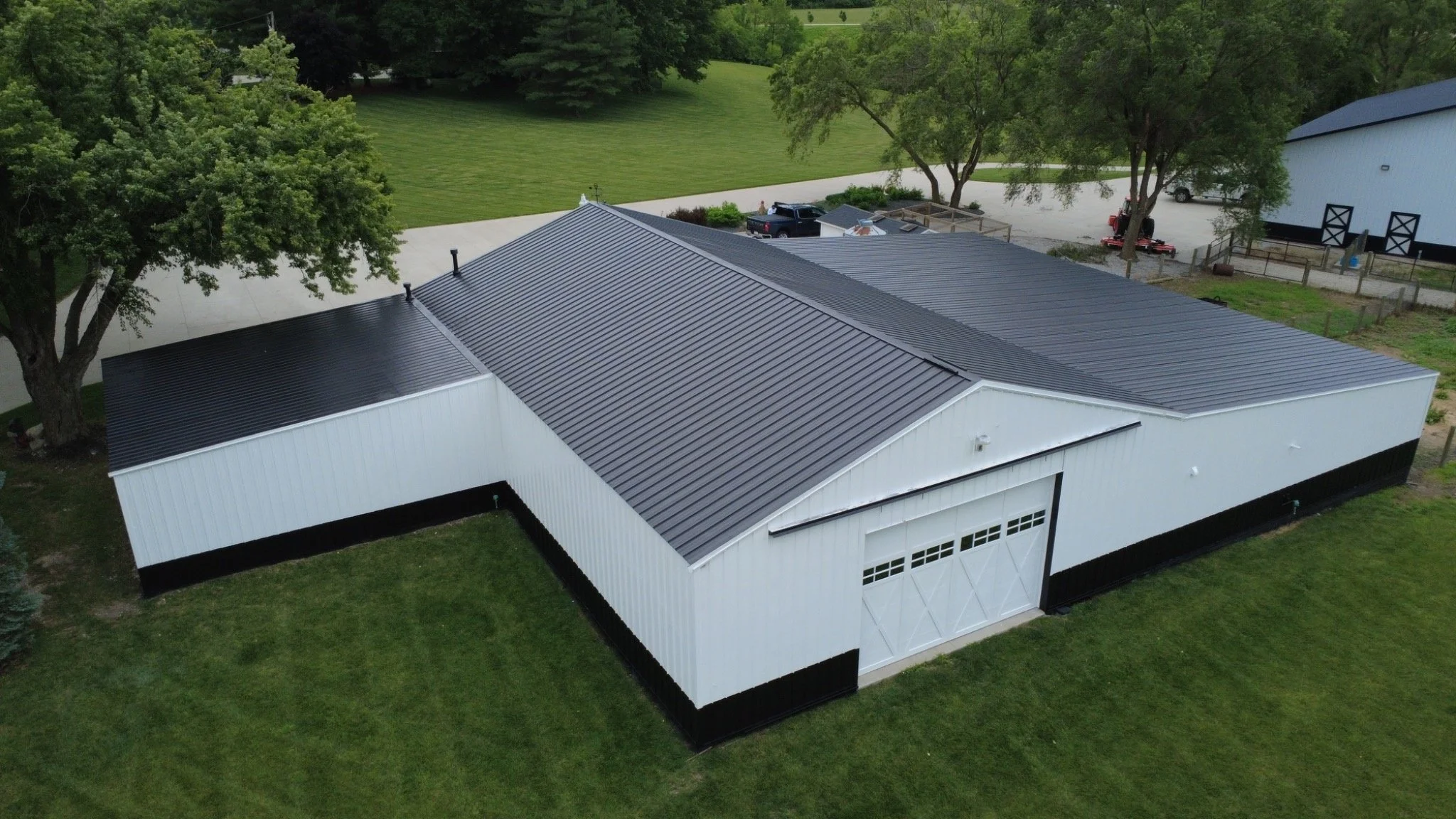  Commercial Exterior